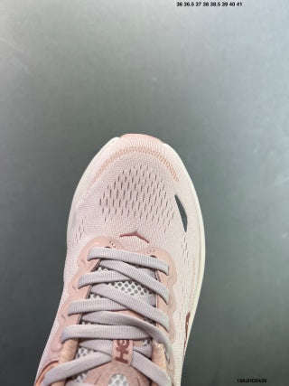 HOKA ONE ONE Bondi 9