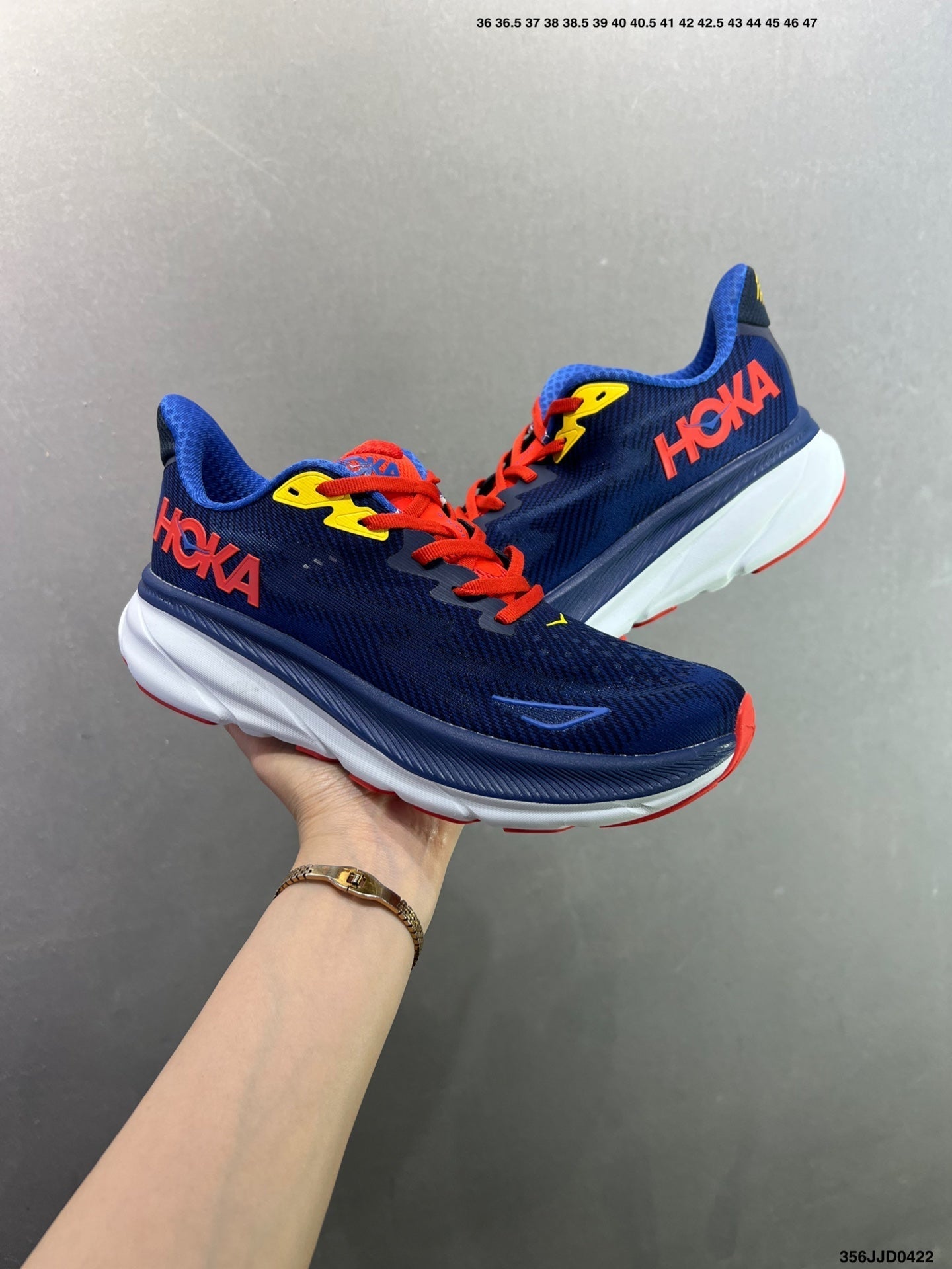 HOKA ONE ONE Clifton 9