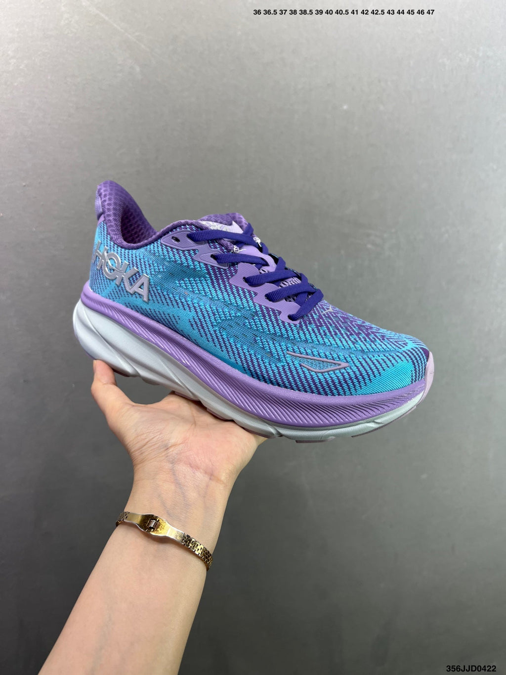 HOKA ONE ONE Clifton 9