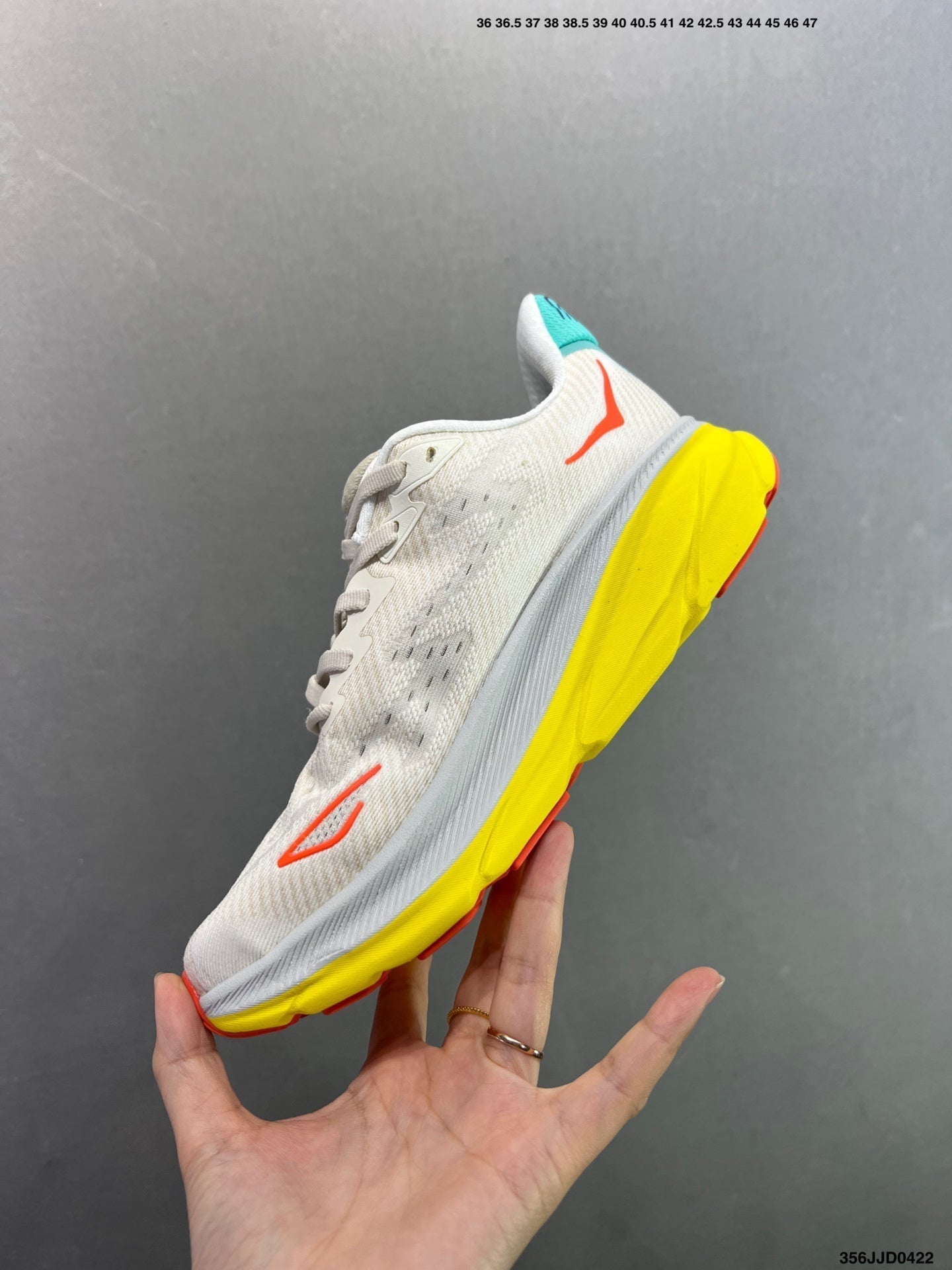 HOKA ONE ONE Clifton 9