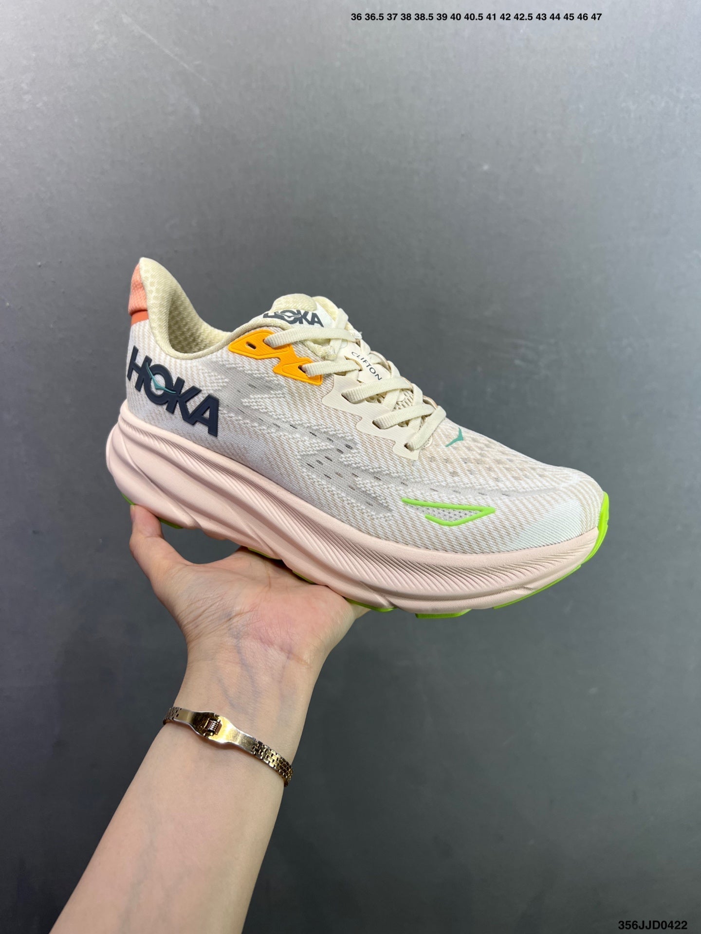 HOKA ONE ONE Clifton 9