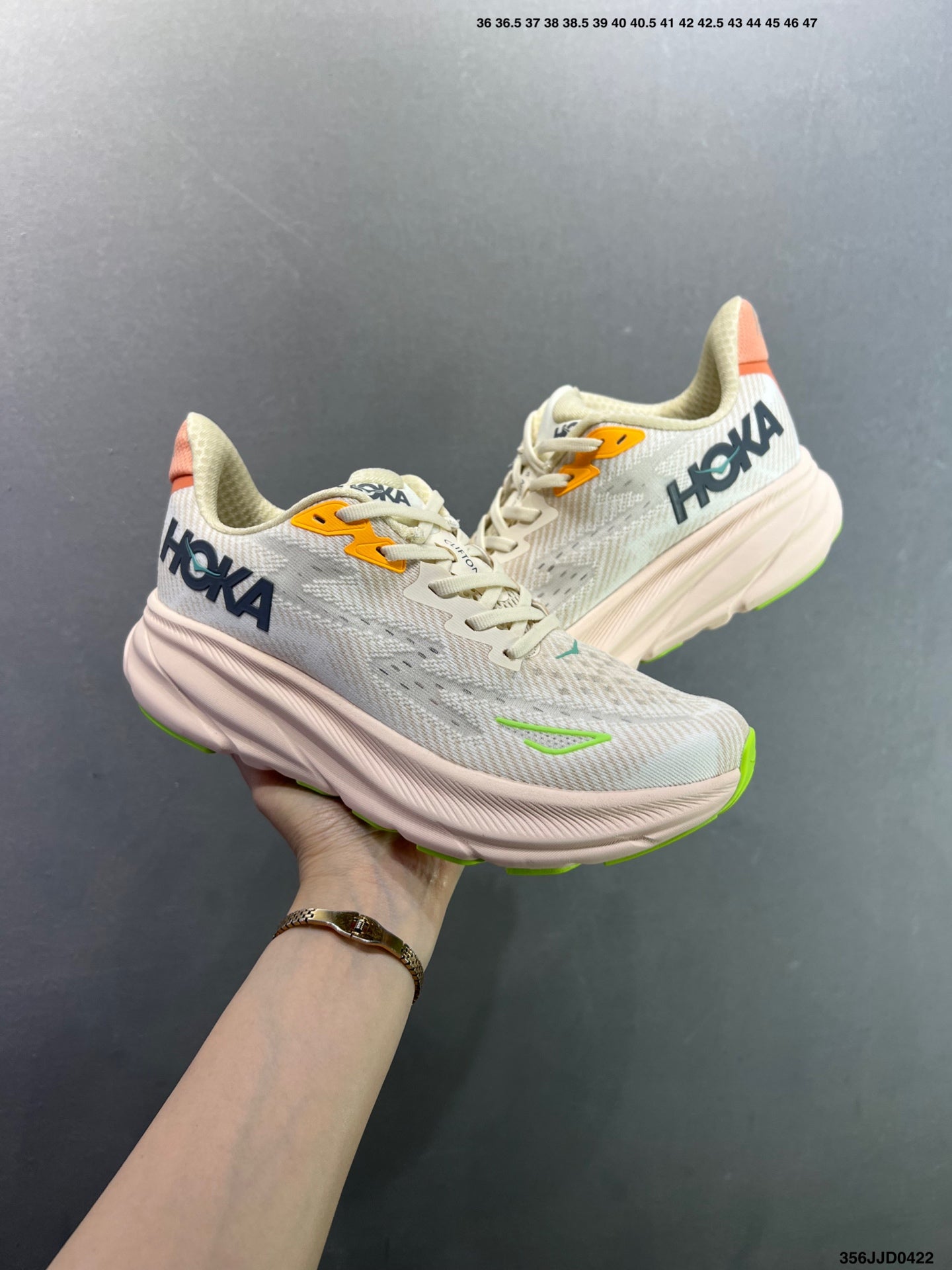 HOKA ONE ONE Clifton 9