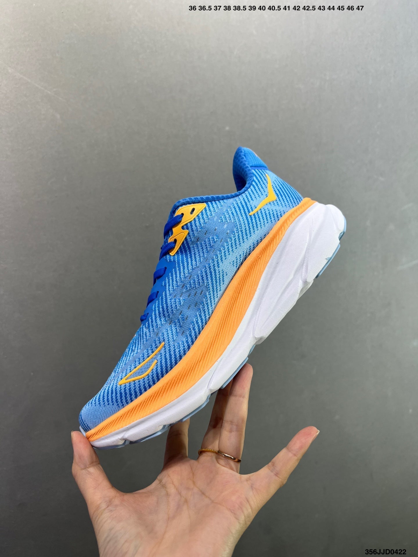 HOKA ONE ONE Clifton 9
