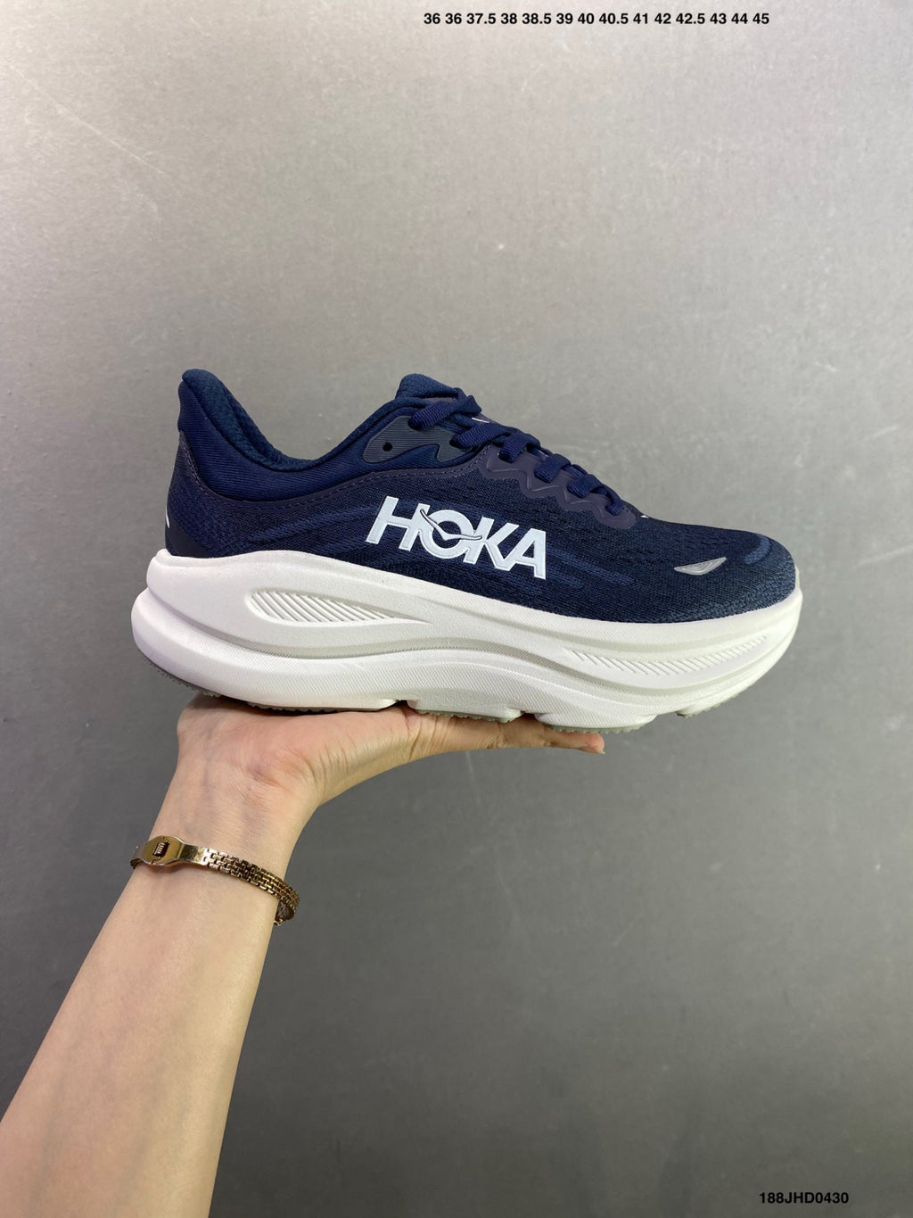 HOKA ONE ONE Bondi 9