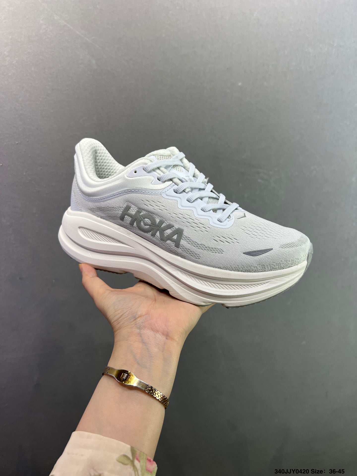 HOKA ONE ONE Bondi 9