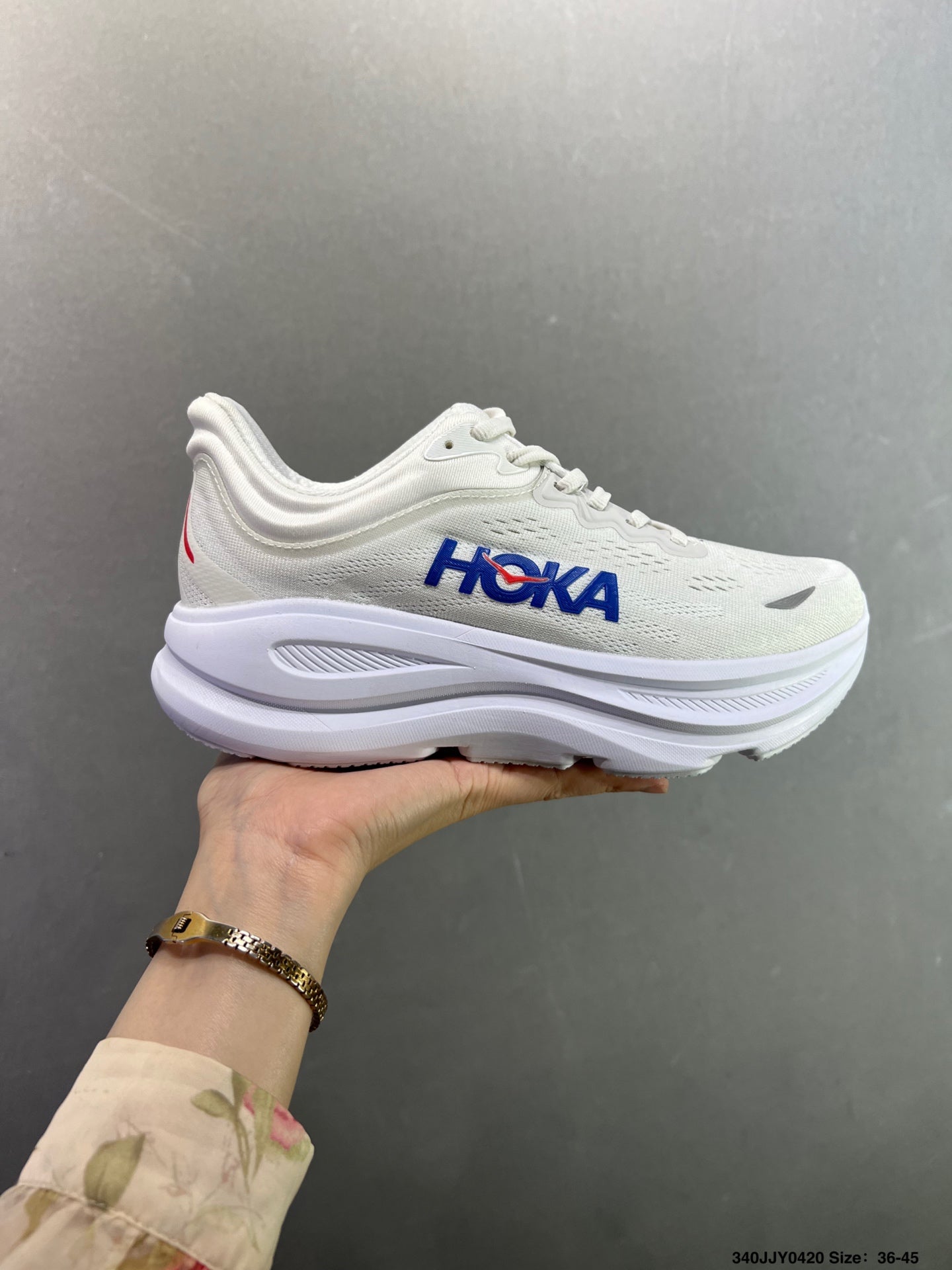 HOKA ONE ONE Bondi 9