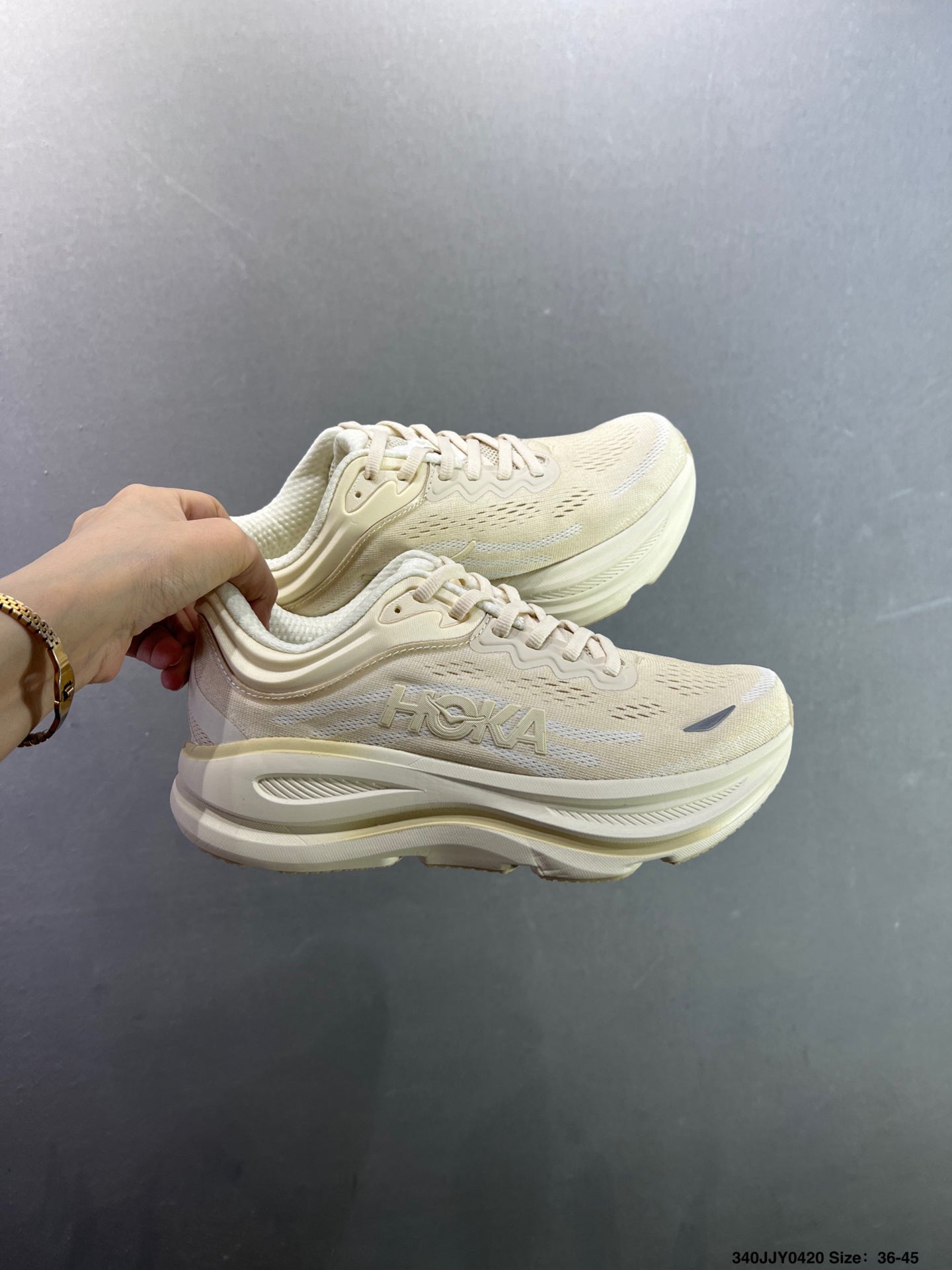 HOKA ONE ONE Bondi 9