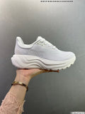 Hoka One One M ARAHI 8