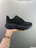 Hoka One One M ARAHI 8