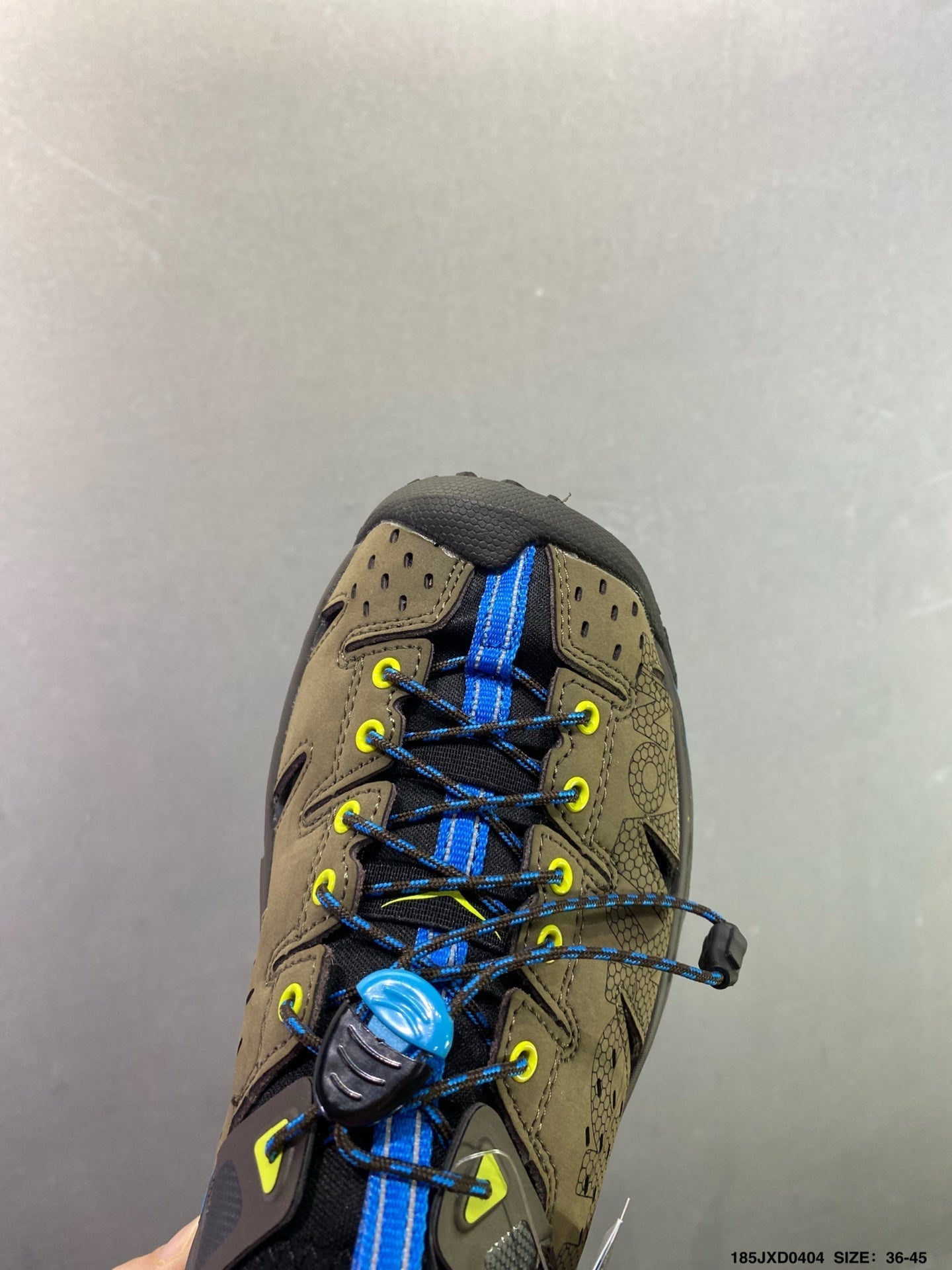 HOKA ONE ONE VIBRAM TOR TRAFA