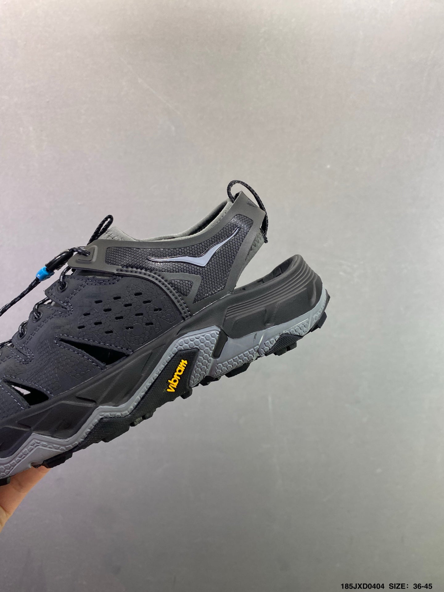HOKA ONE ONE VIBRAM TOR TRAFA