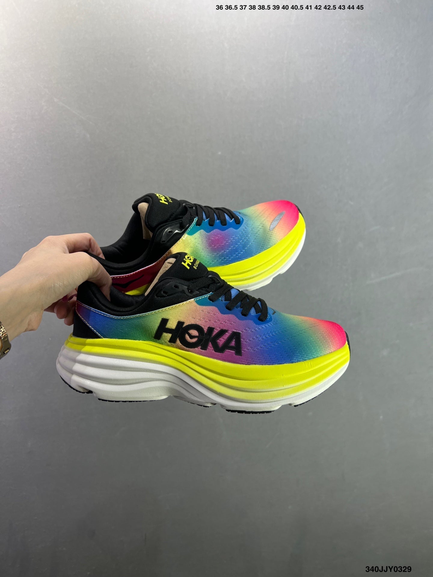 HOKA W BONDI 8
