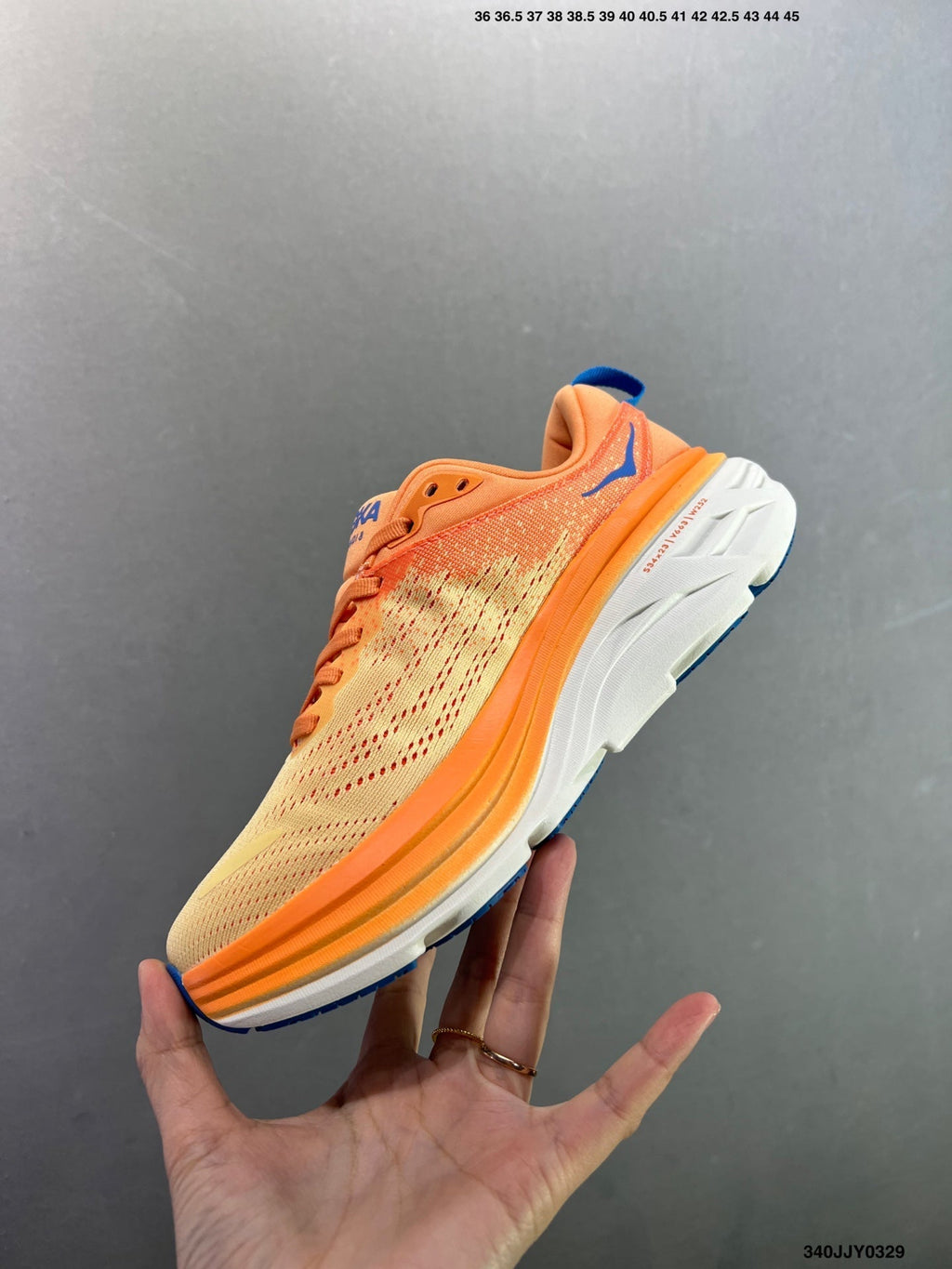 HOKA W BONDI 8