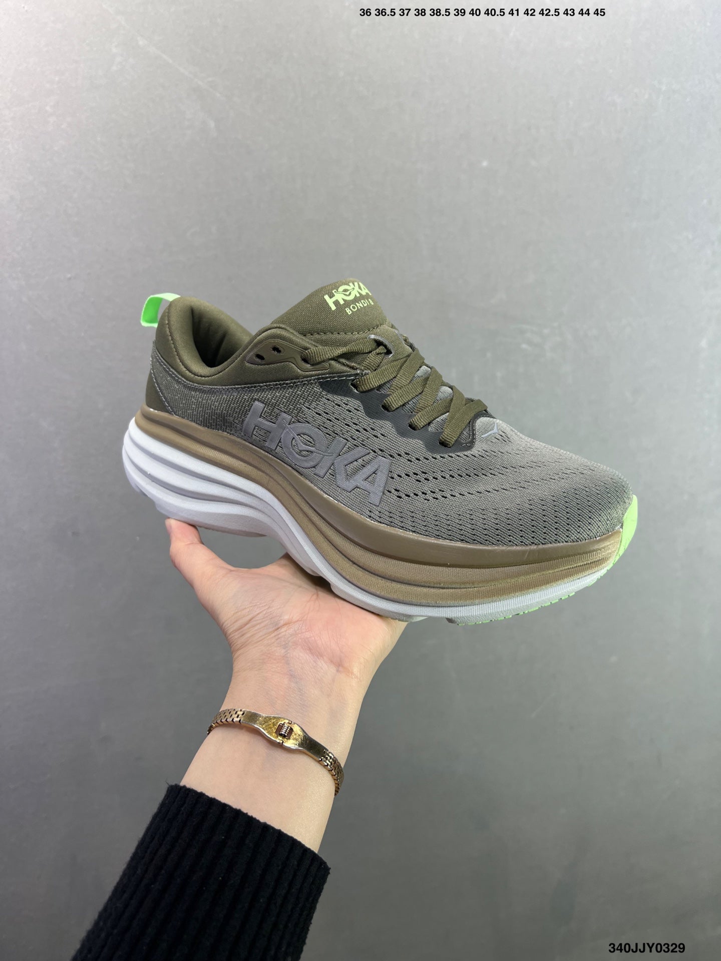 HOKA W BONDI 8