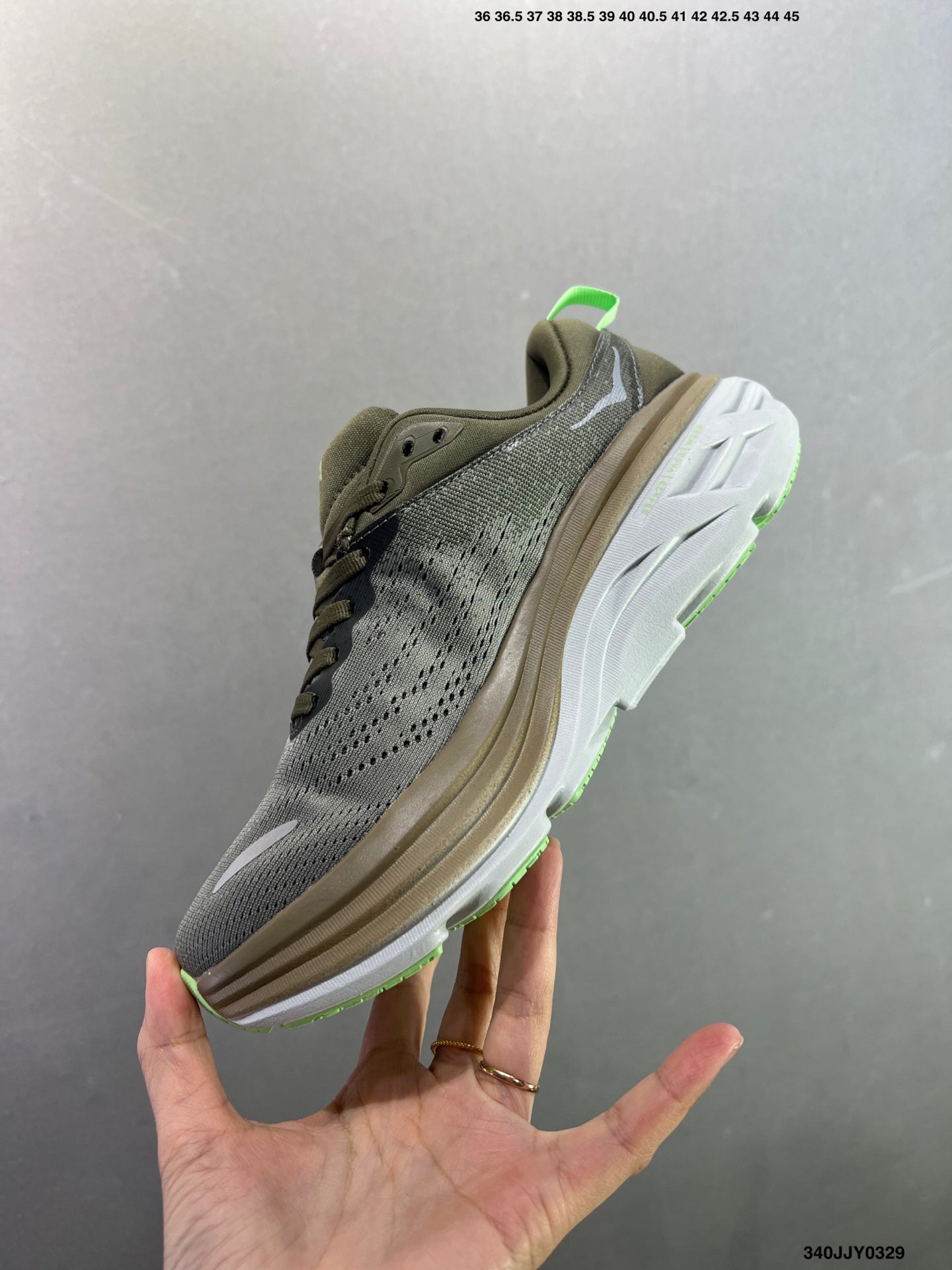 HOKA W BONDI 8