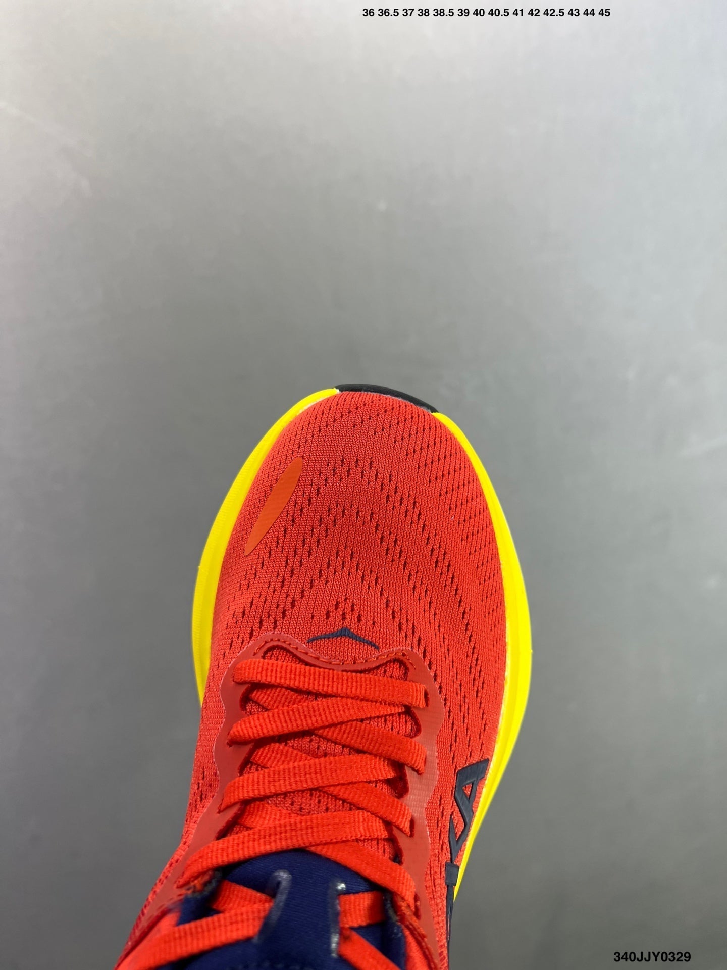 HOKA W BONDI 8