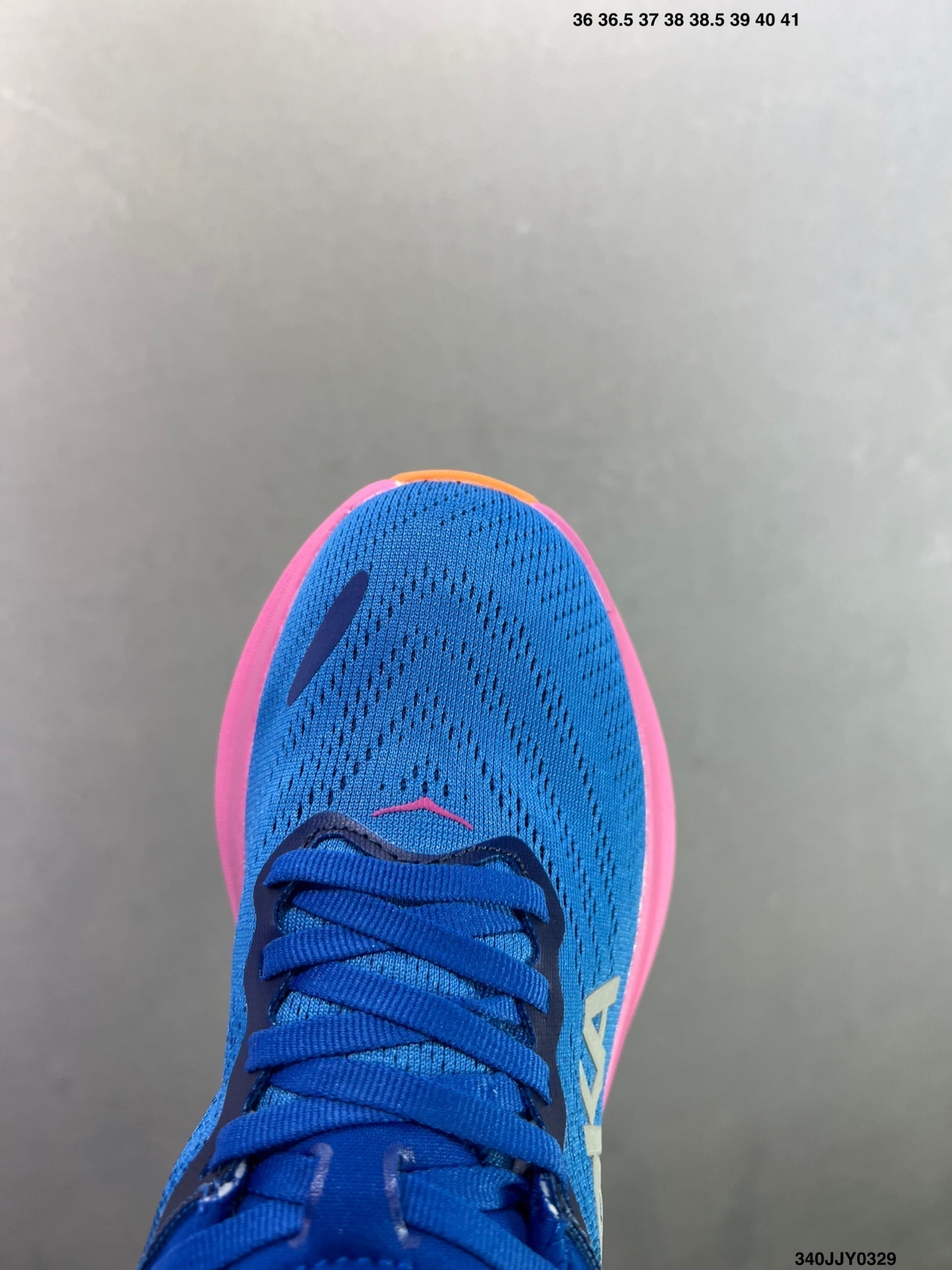 HOKA W BONDI 8