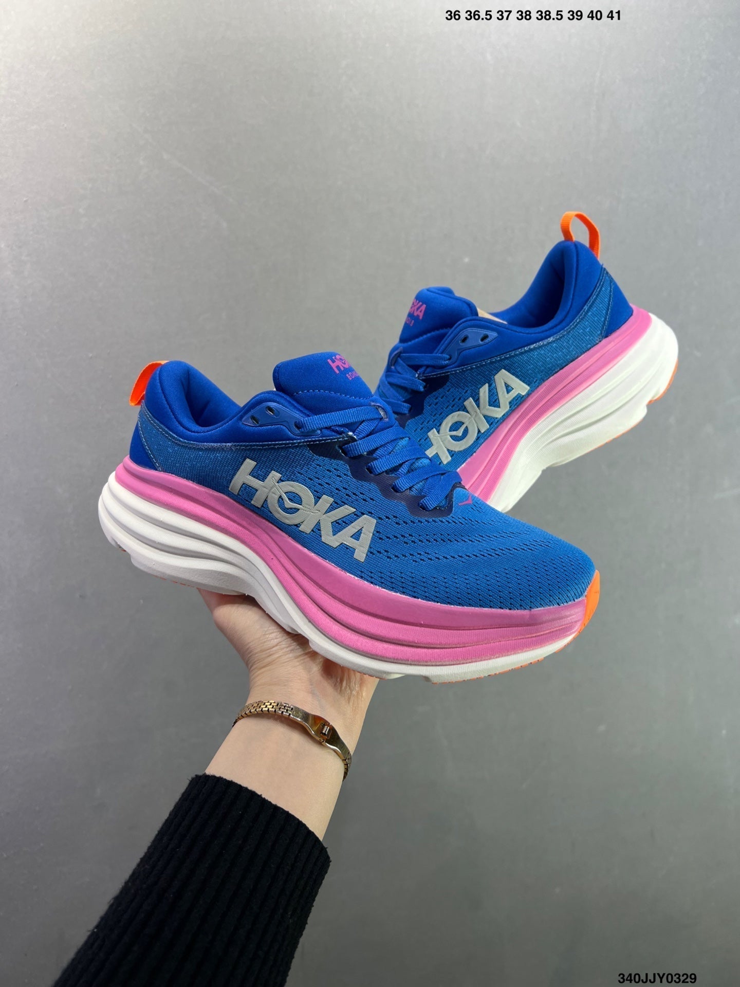 HOKA W BONDI 8