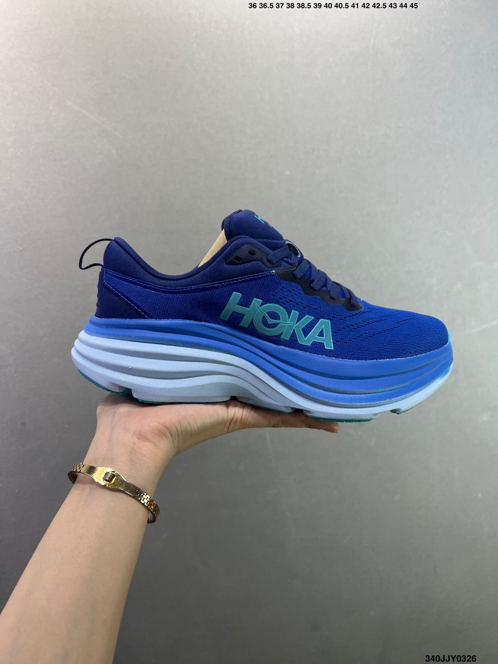 HOKA ONE ONE Bondi 8