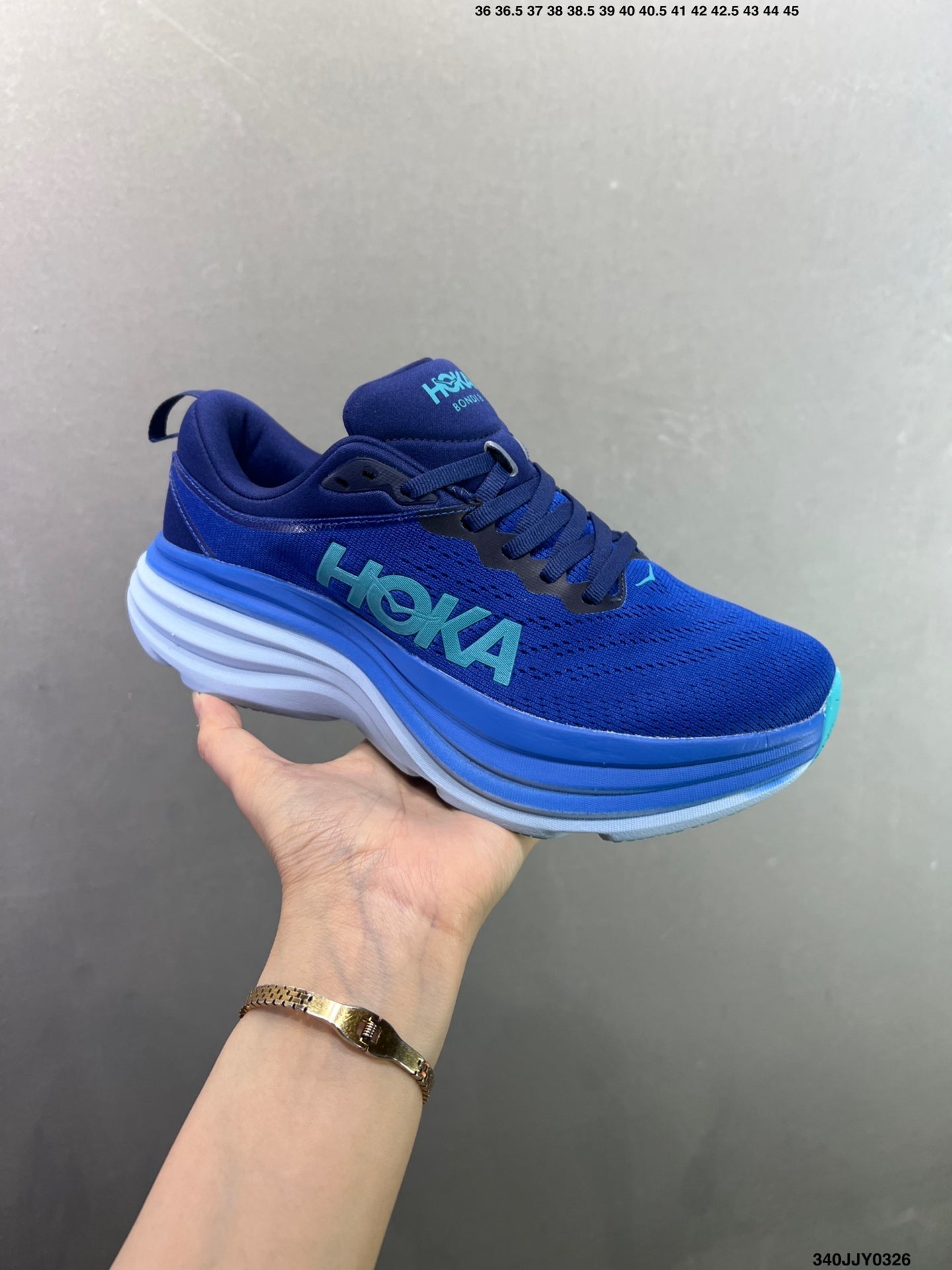 HOKA ONE ONE Bondi 8