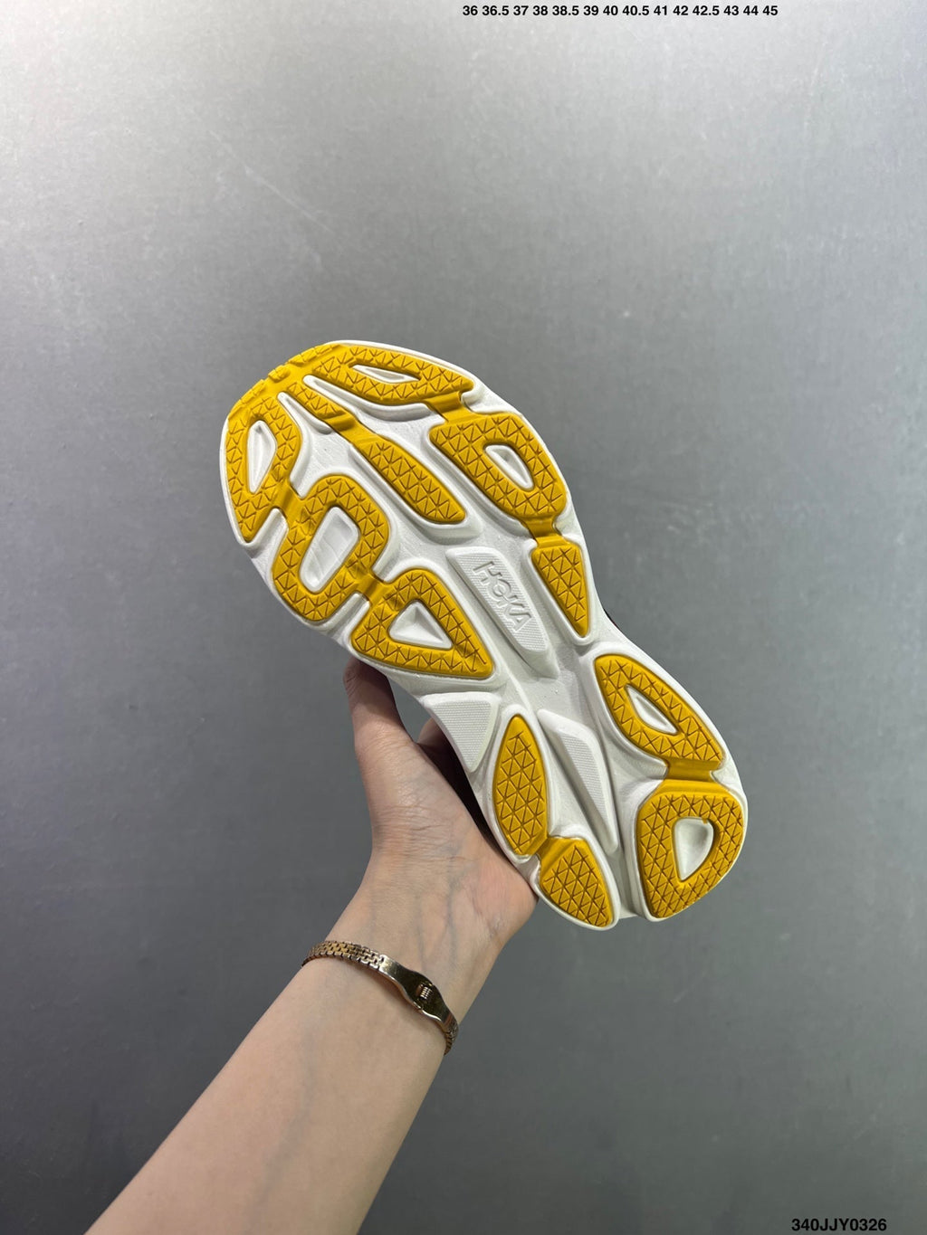 HOKA ONE ONE Bondi 8