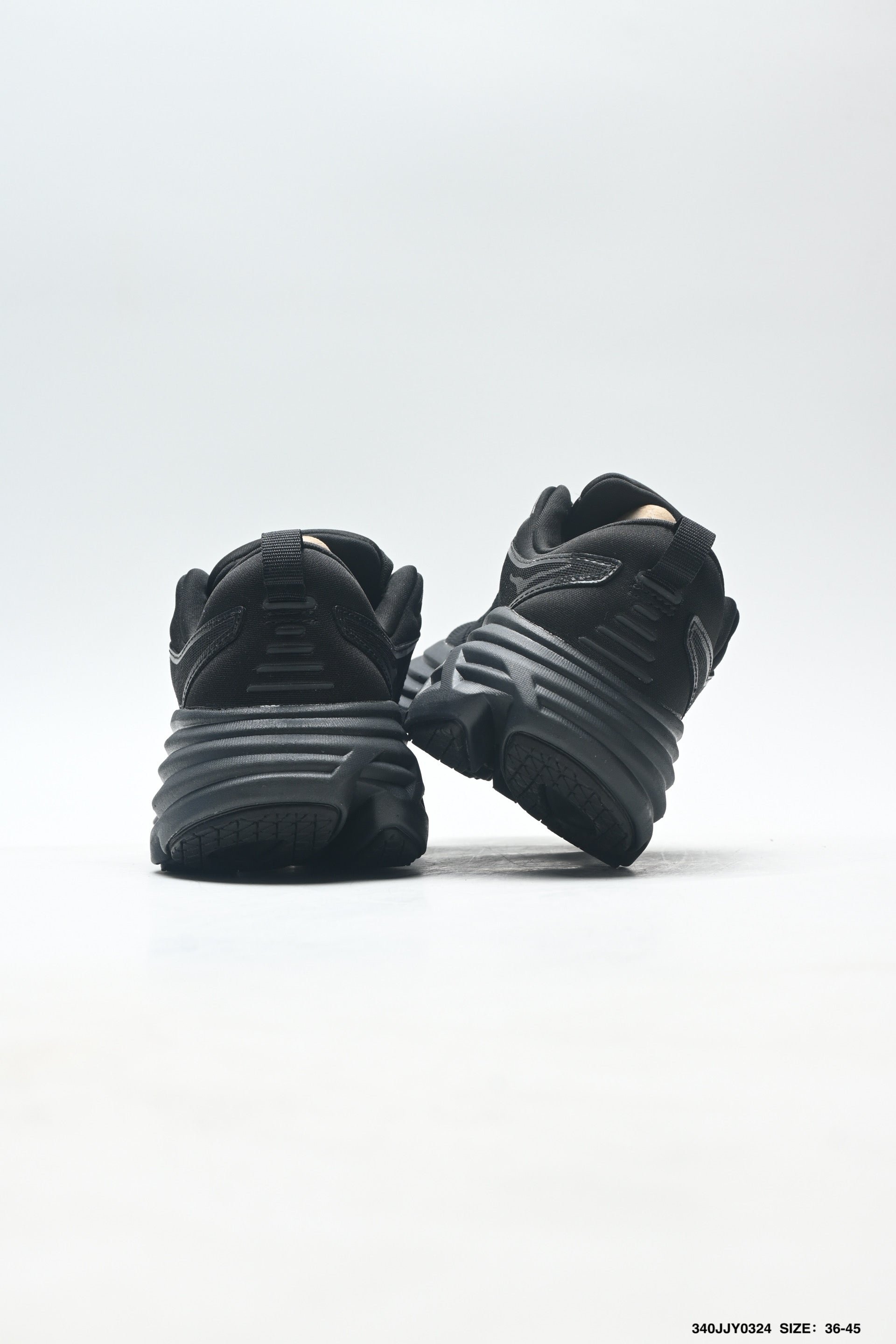 HOKA ONE ONE Bondi 8