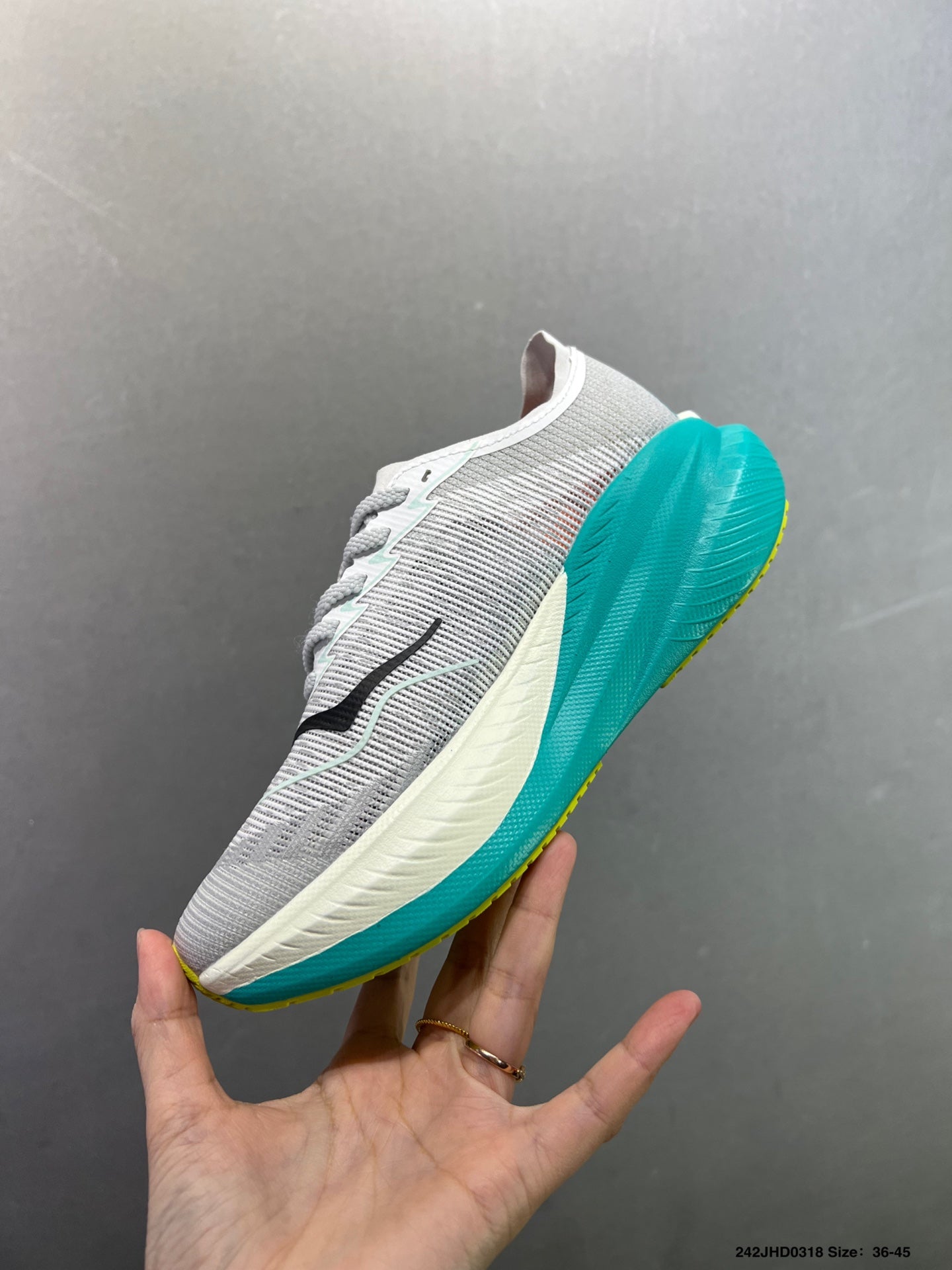 HOKA ONE ONE MACH X 2