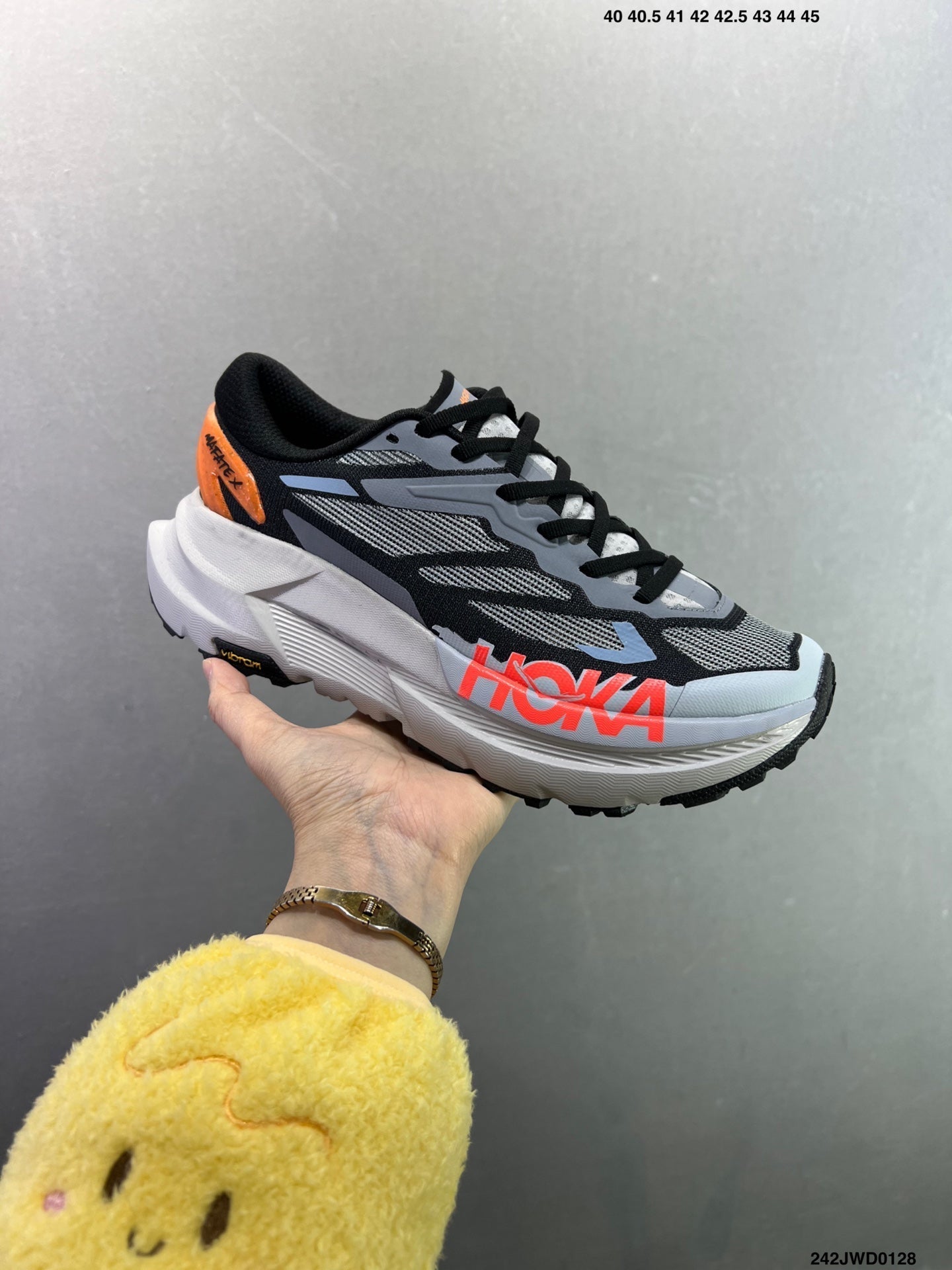 HOKA ONE ONE M MAFATE X