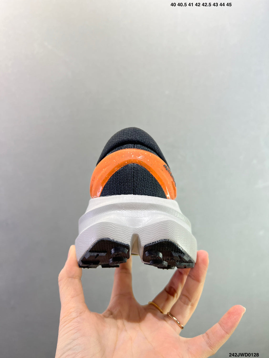 HOKA ONE ONE M MAFATE X