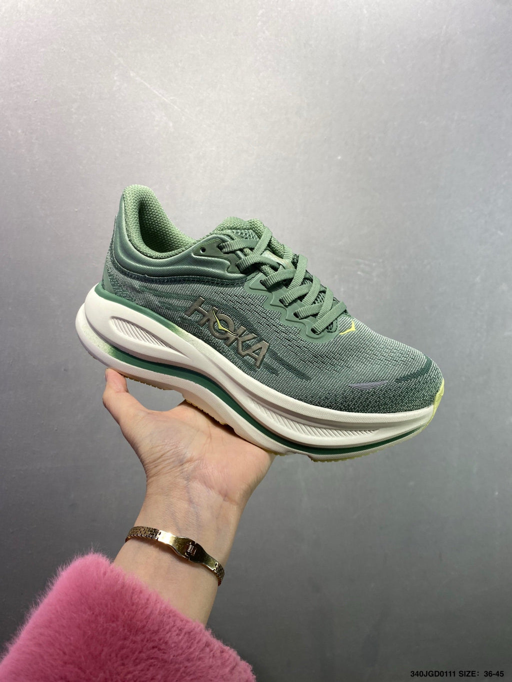 HOKA ONE ONE Bondi 9--1162011