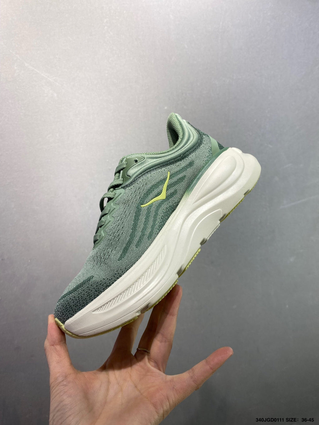 HOKA ONE ONE Bondi 9--1162011