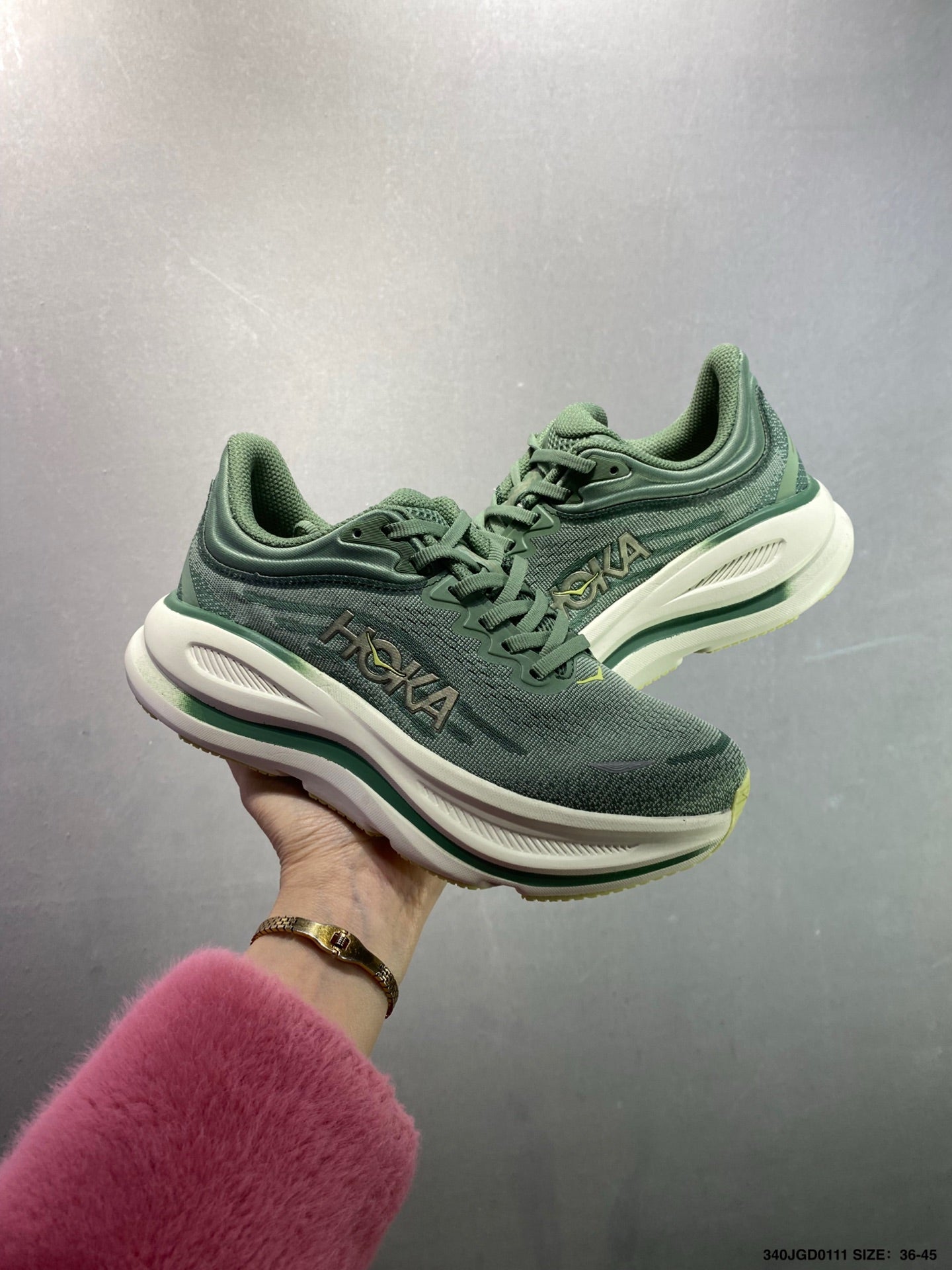 HOKA ONE ONE Bondi 9--1162011