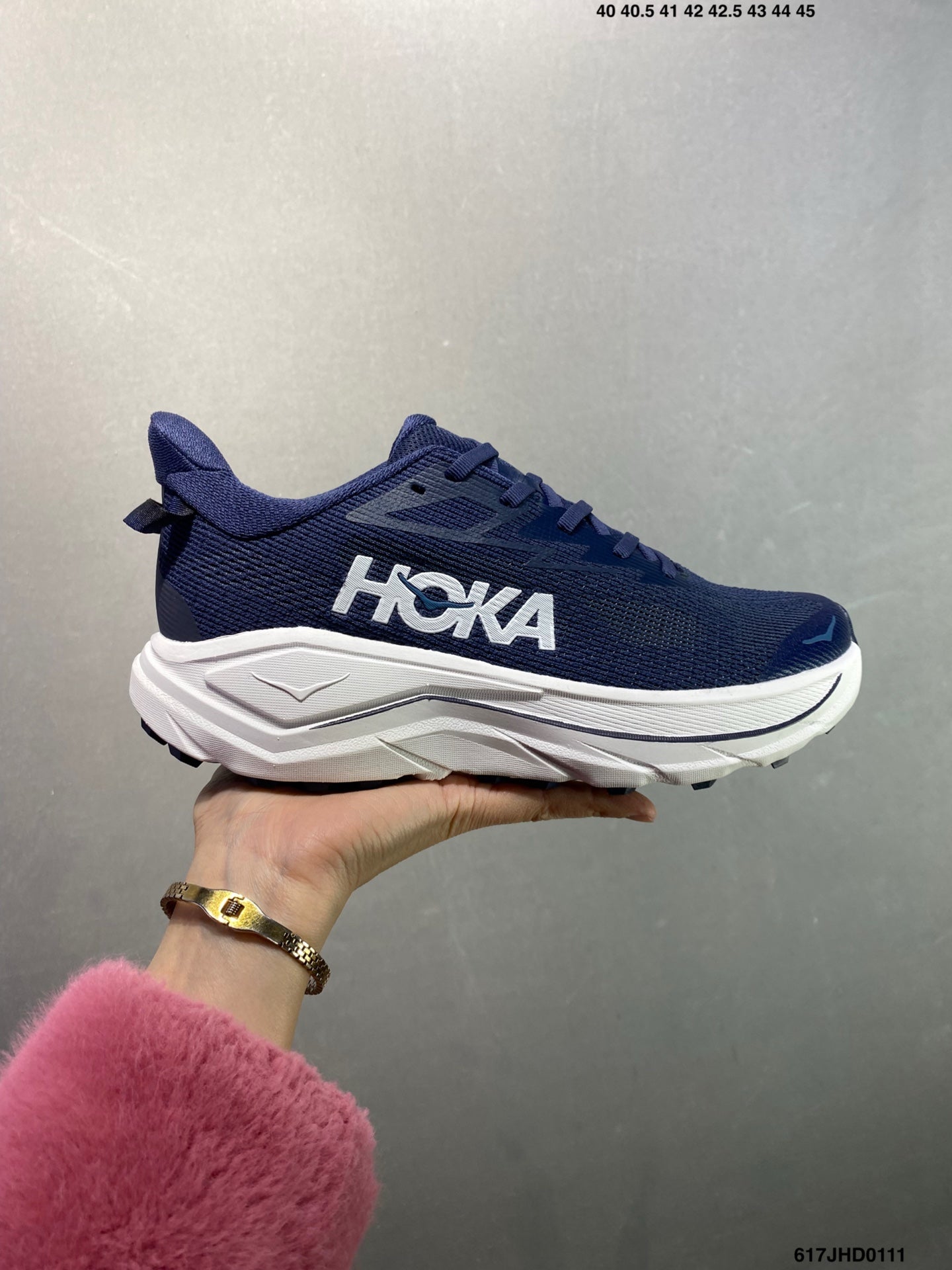 HOKA CHALLENGER 8 --1168716
