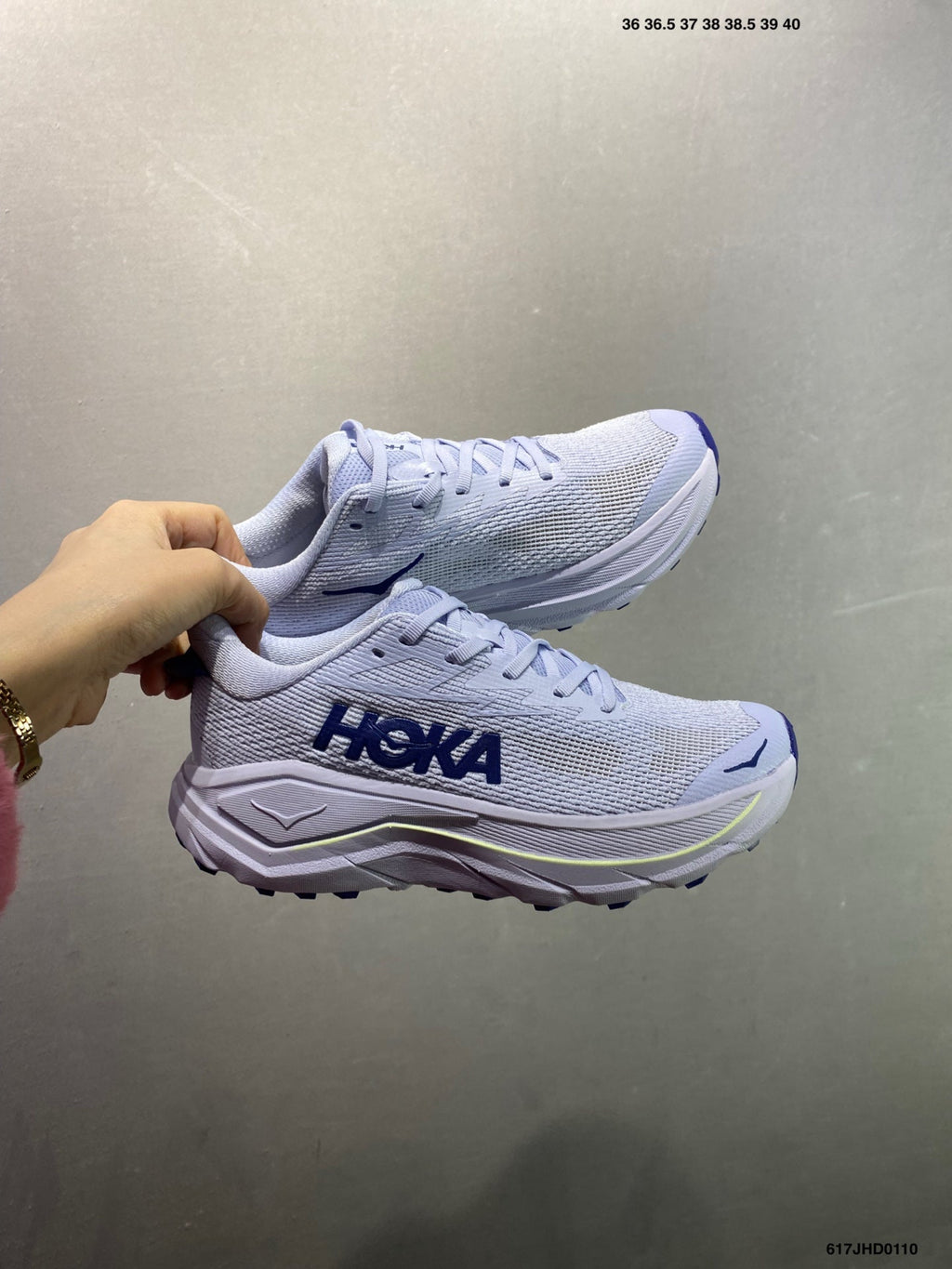 HOKA CHALLENGER 8