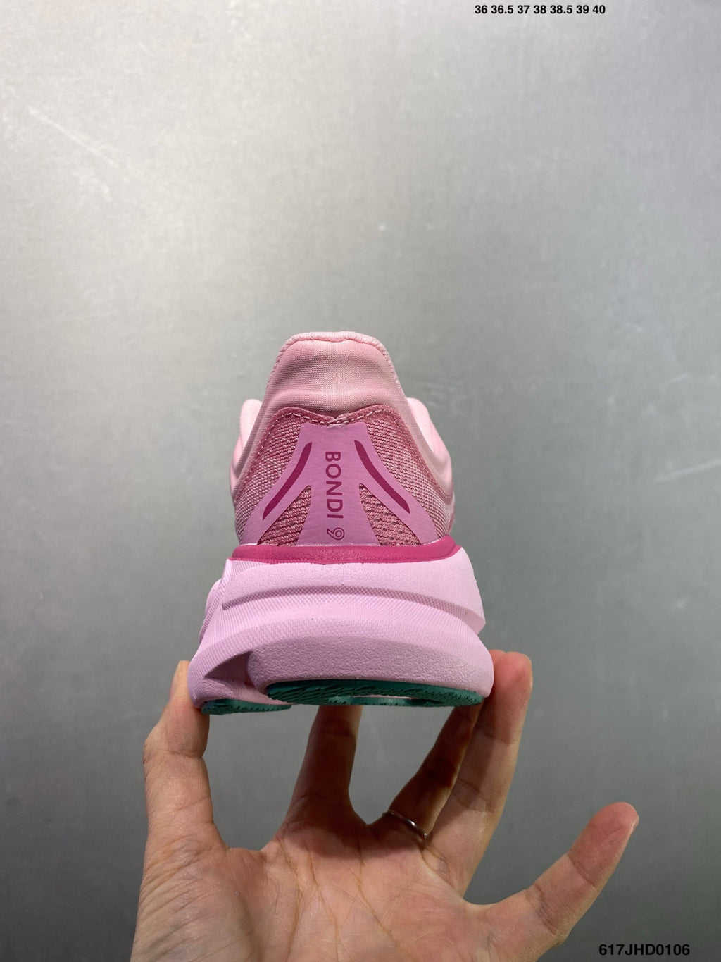HOKA ONE ONE Bondi 9