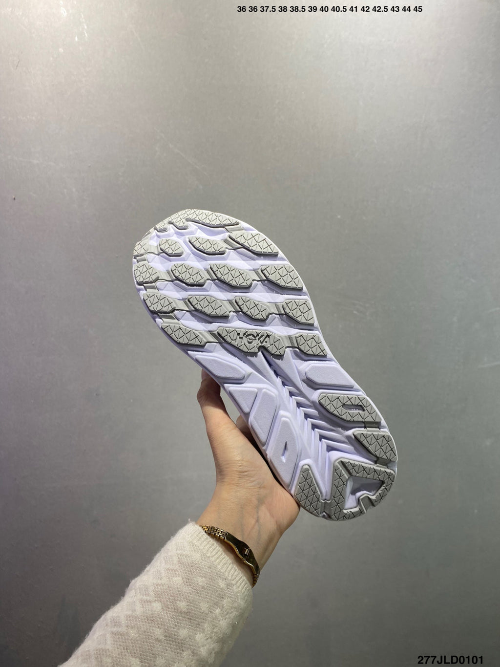 HOKA ONE ONE PROJECT TRANSPORT