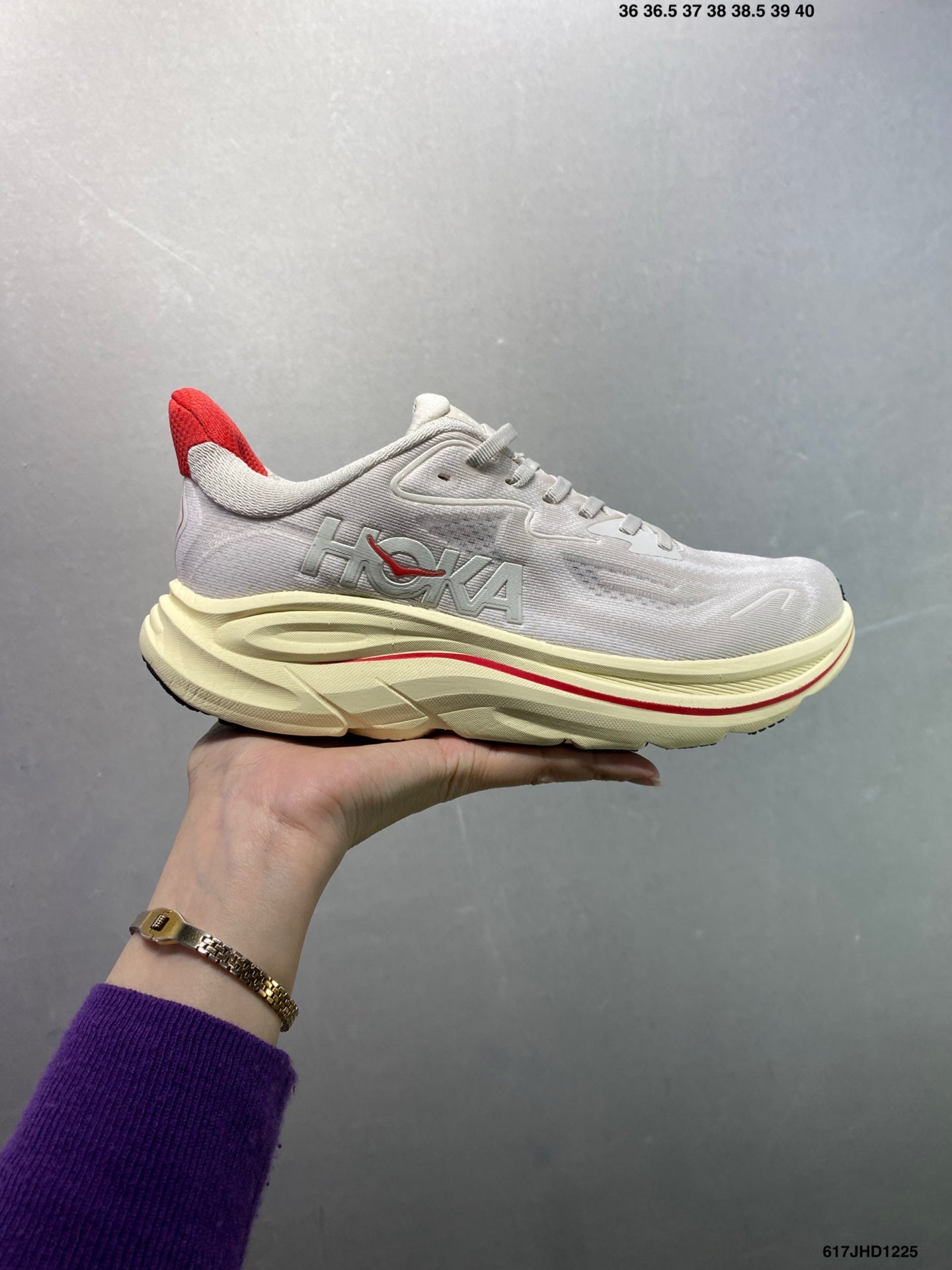 HOKA M CLIFTON 10