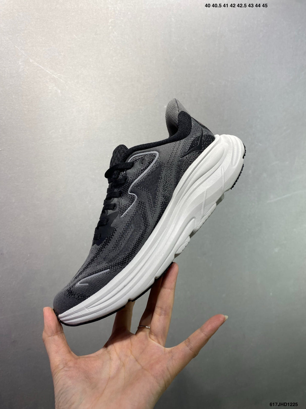 HOKA M CLIFTON 10