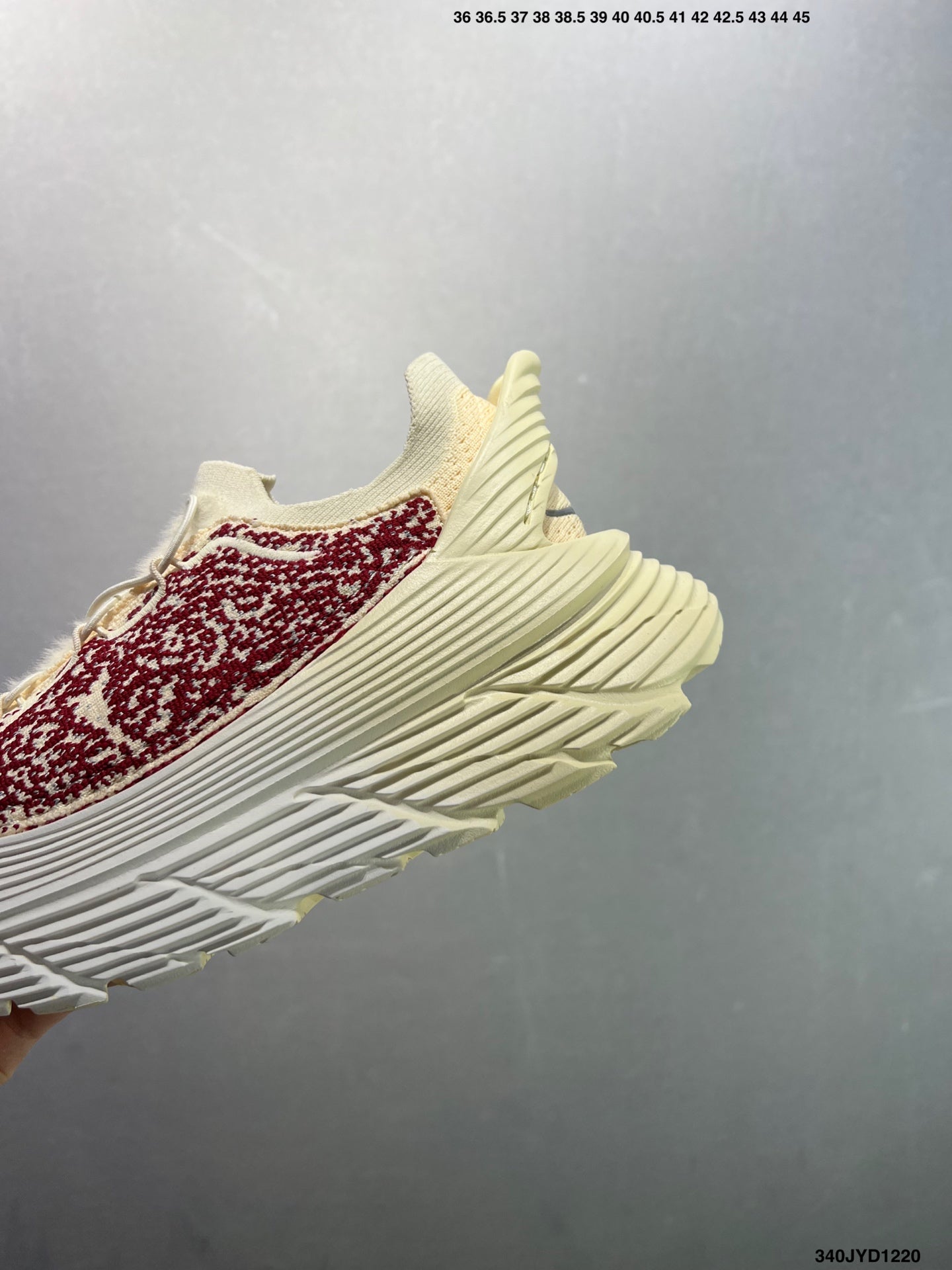 HOKA ONE ONE Restore TS
