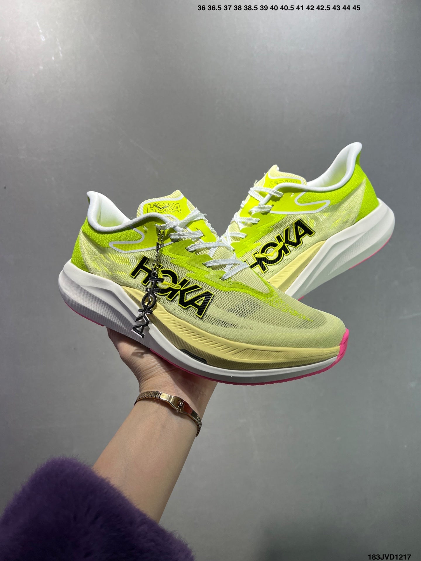 Hoka One One Rocket X 3