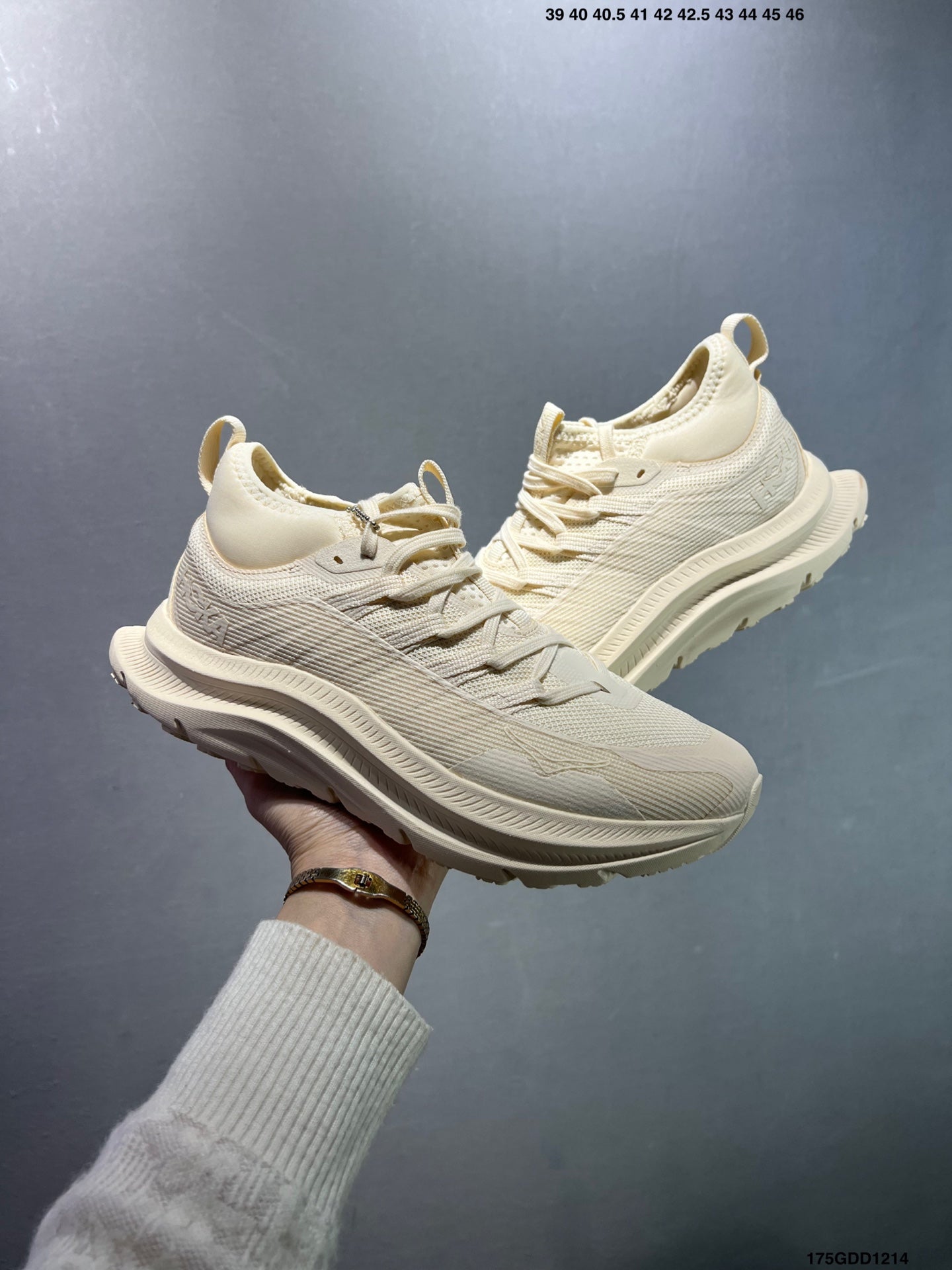 HOKA M KAWANA MID