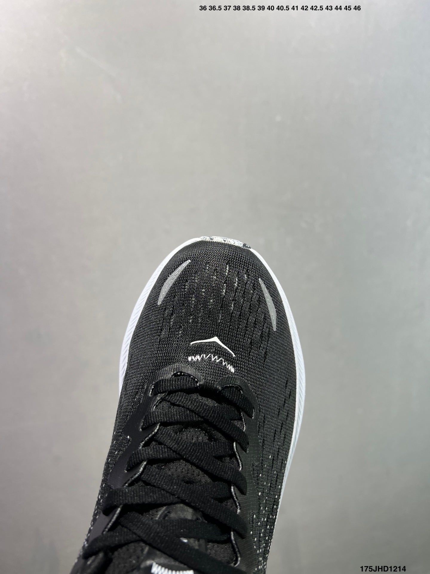 HOKA M KAWANA