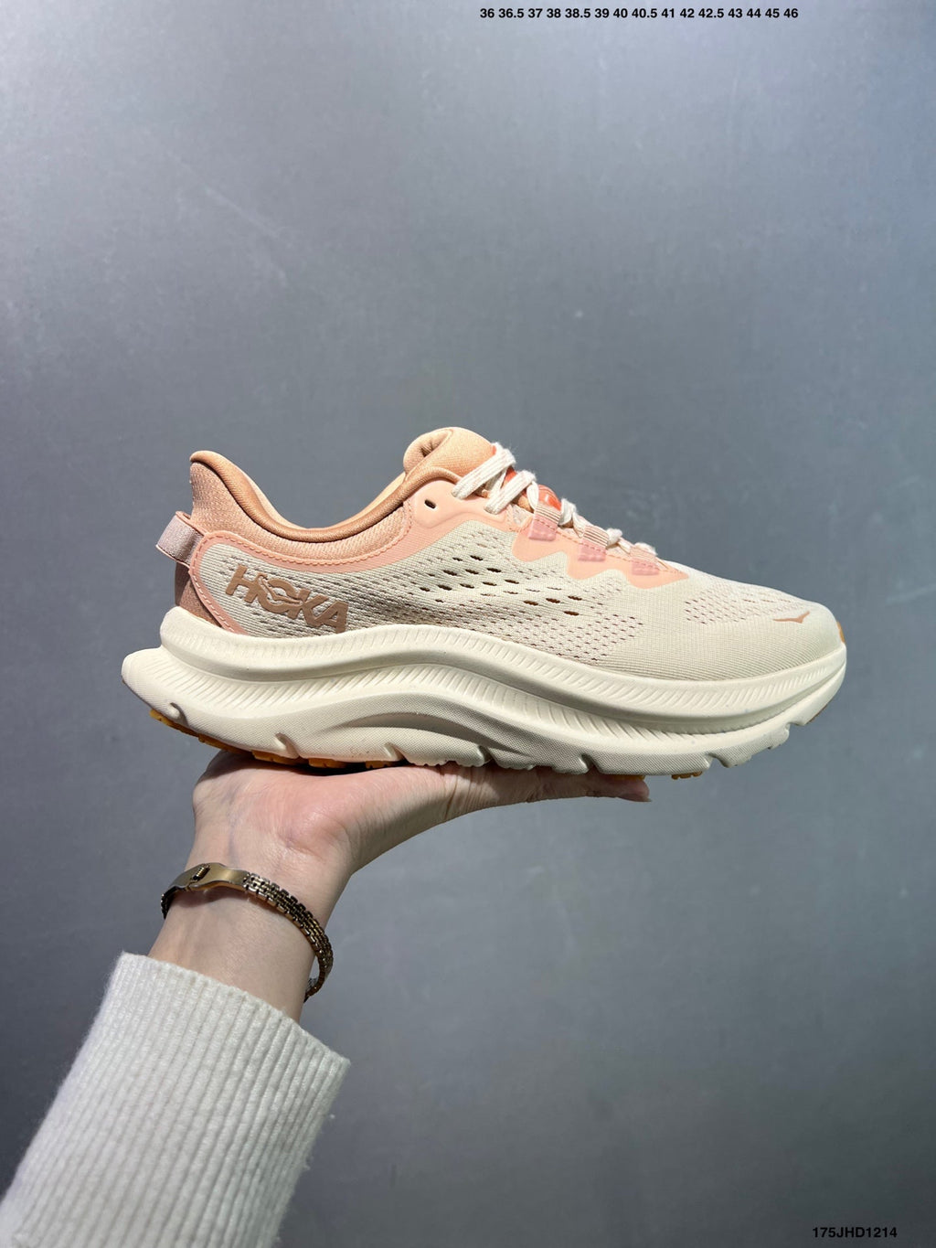 HOKA ONE ONE Kawana 2