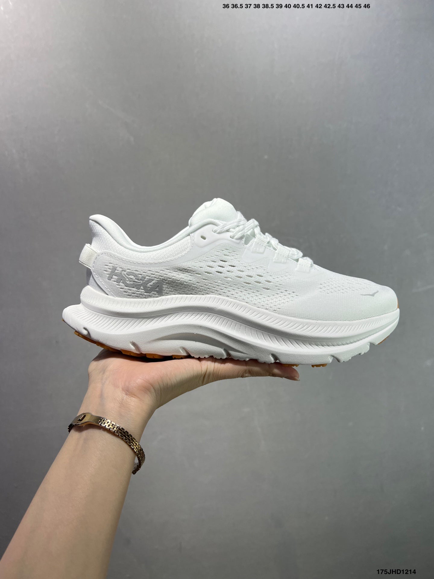 HOKA ONE ONE Kawana 2