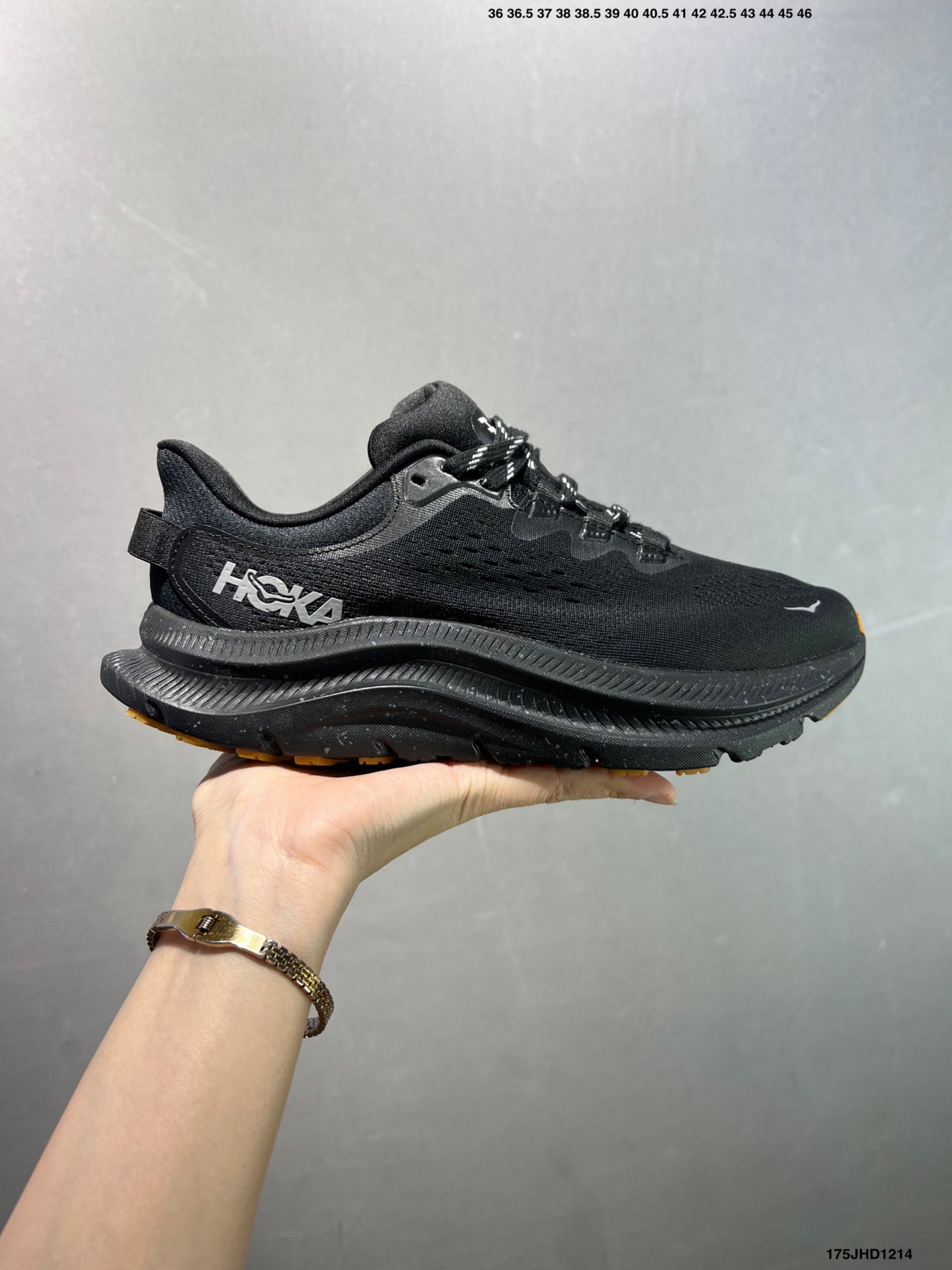 HOKA ONE ONE Kawana 2