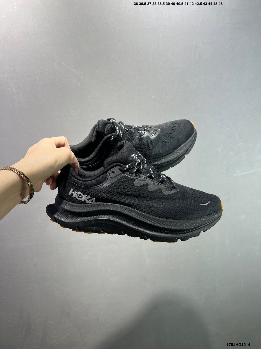 HOKA ONE ONE Kawana 2