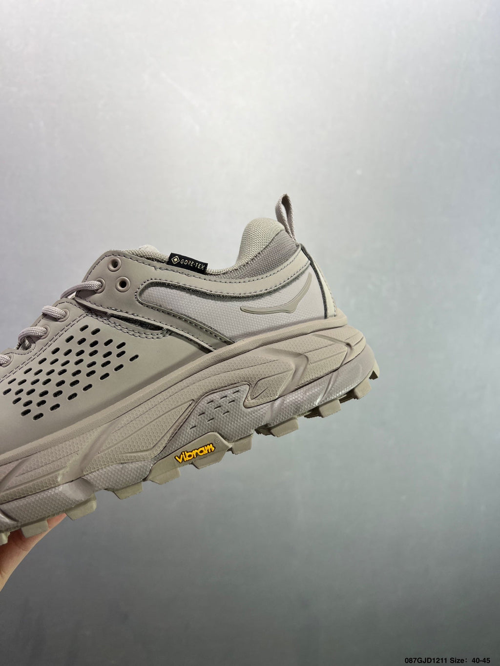 HOKA ONE ONE TOR ULTRA LO