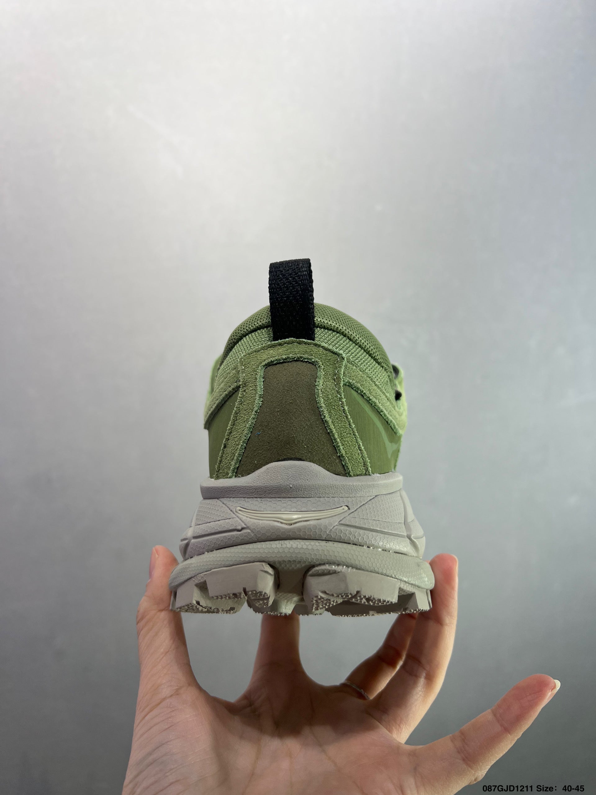 HOKA ONE ONE TOR ULTRA LO