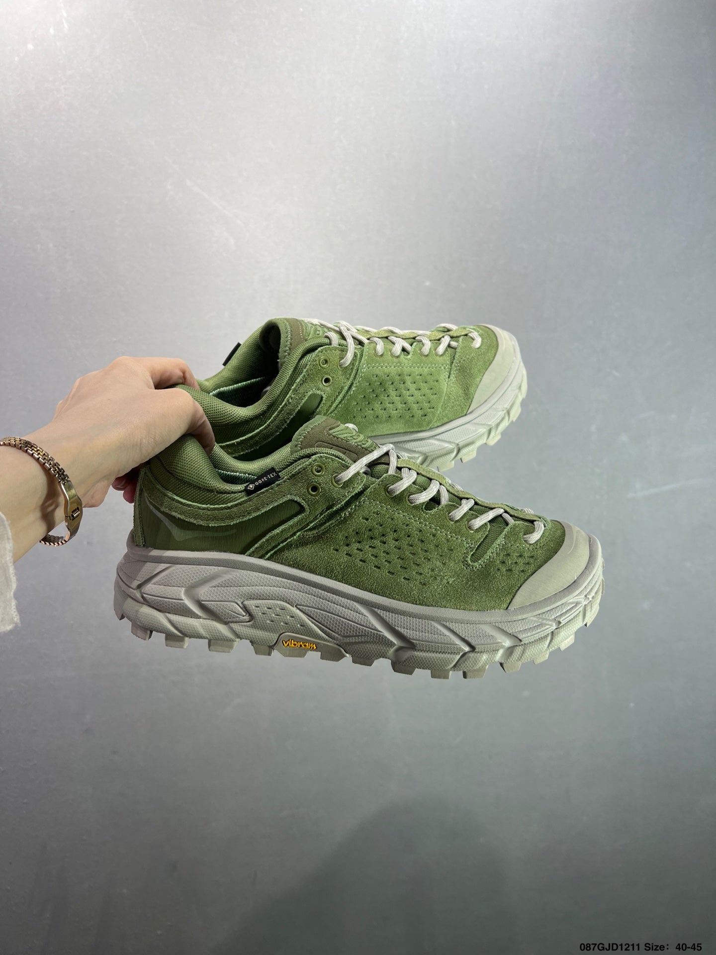 HOKA ONE ONE TOR ULTRA LO