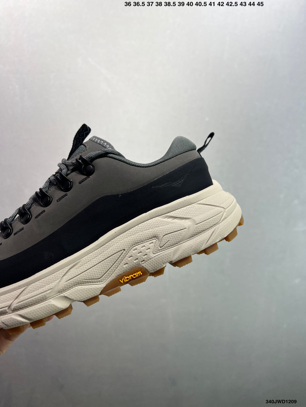 HOKA ONE ONE Tor Summit